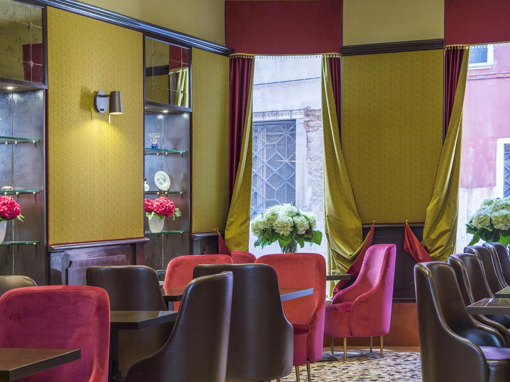 Lobby or reception in Hotel Campiello