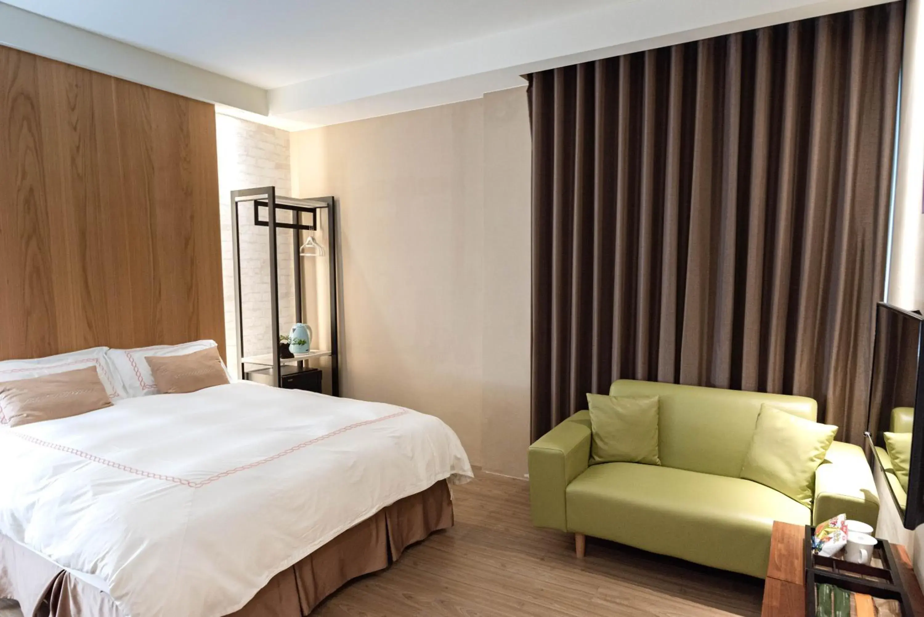 bunk bed, Bed in Tianli Hotel