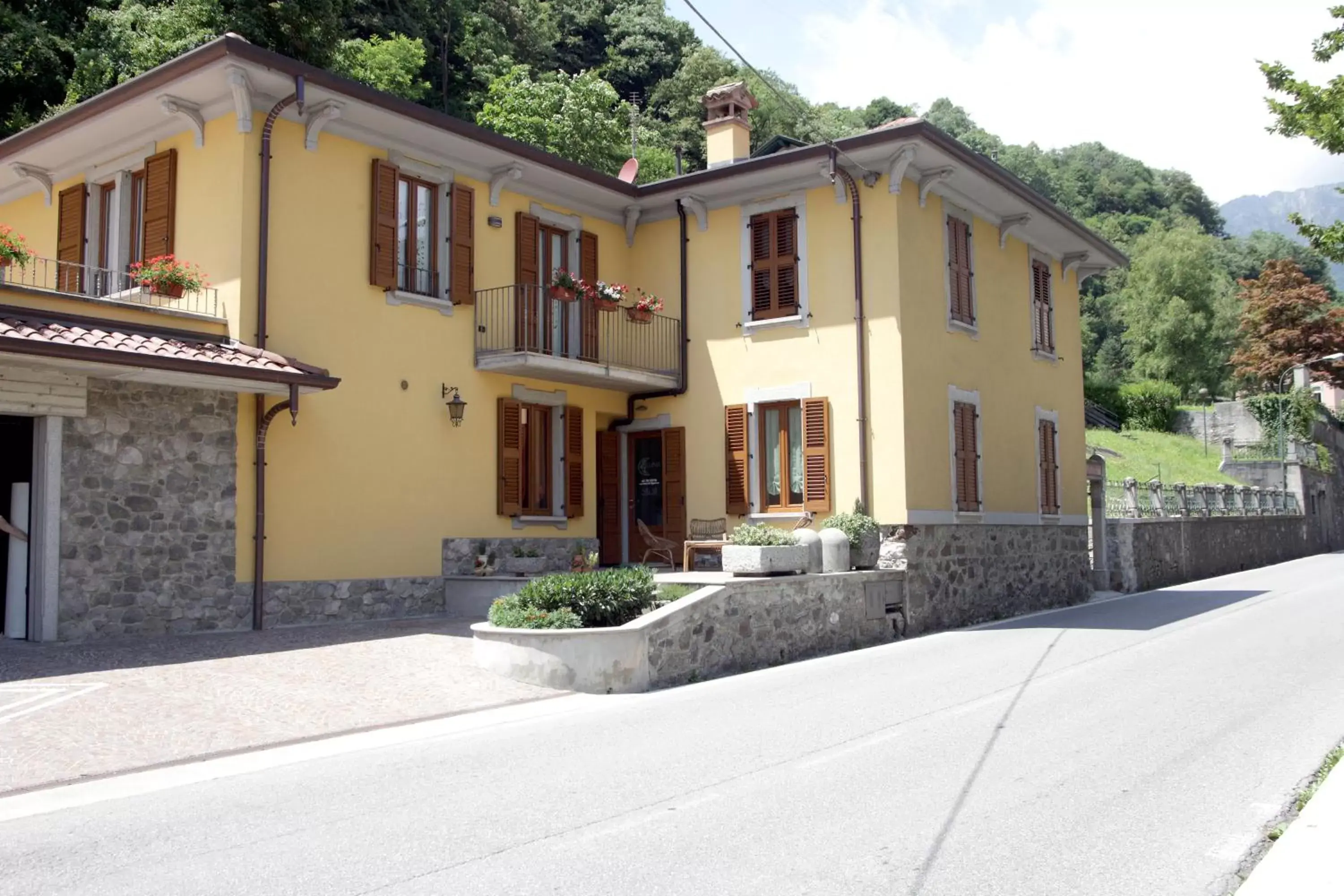 Facade/entrance, Property Building in Bed and Breakfast Luna