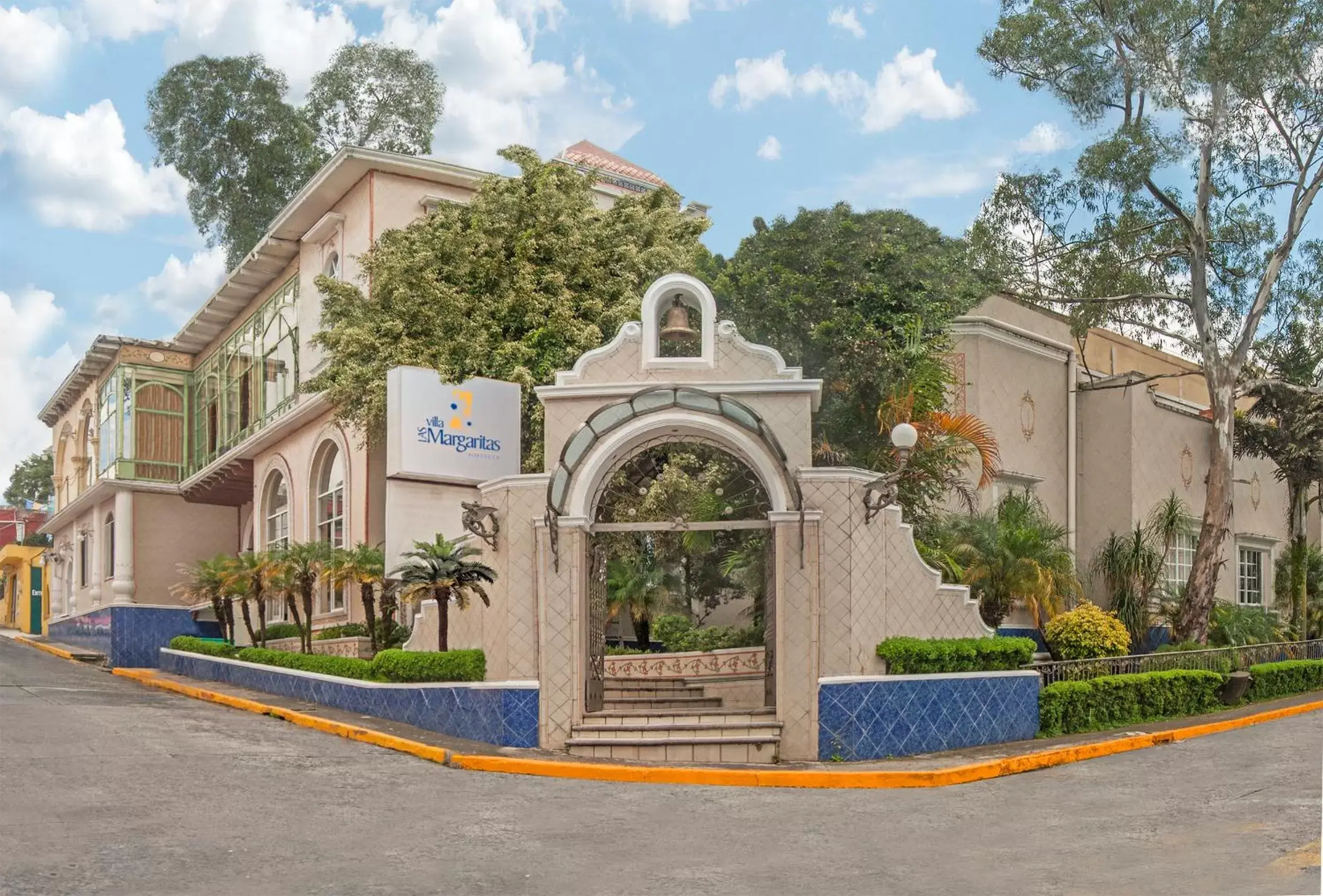 Facade/entrance in Centro Hotel Villa las Margaritas