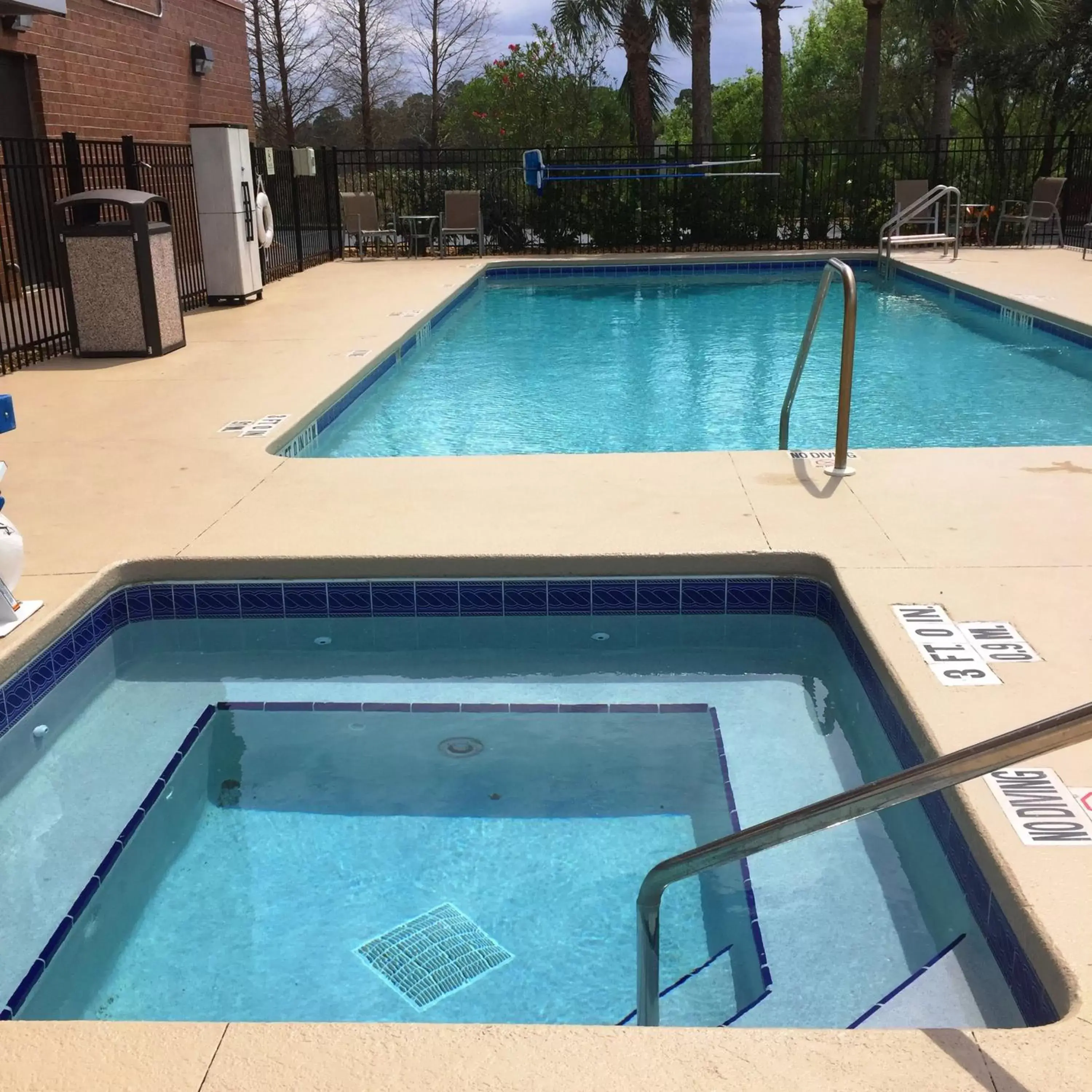 Swimming Pool in Holiday Inn Express Hotel & Suites Orange City - Deltona, an IHG Hotel