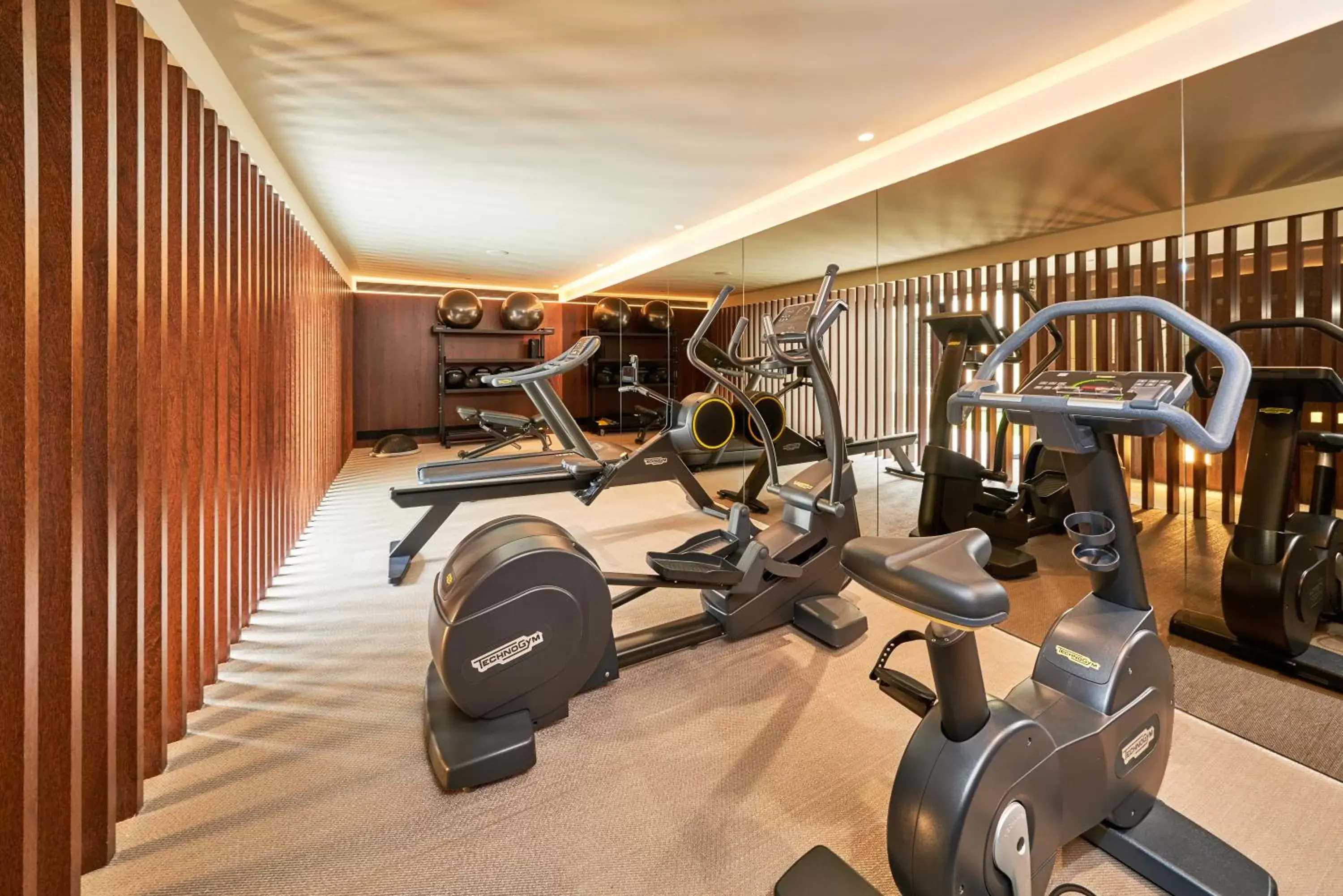 Fitness centre/facilities, Fitness Center/Facilities in PortoBay Flores