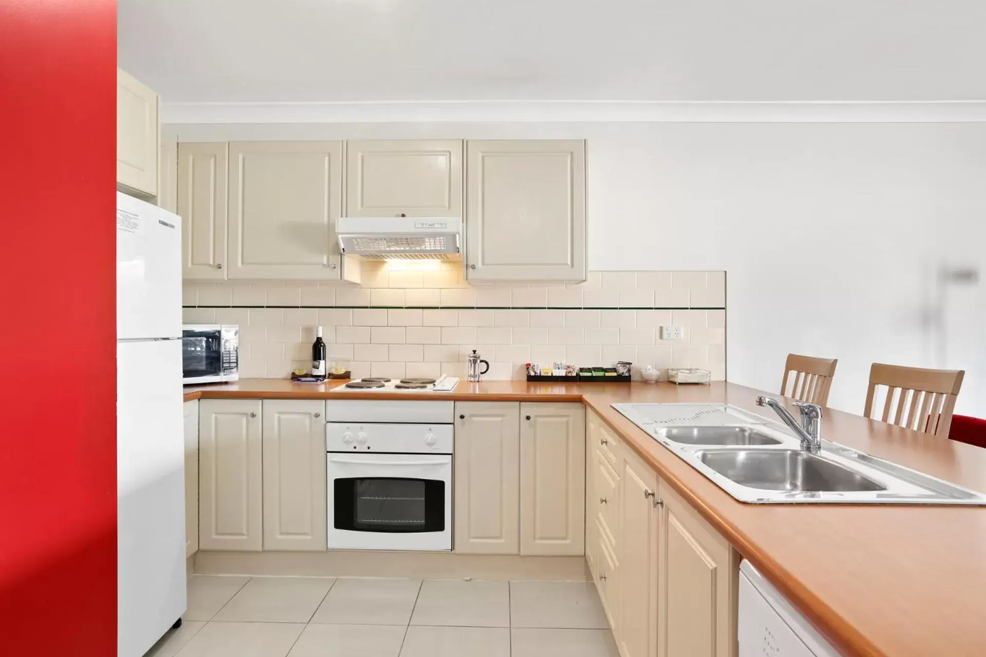Kitchen or kitchenette, Kitchen/Kitchenette in Terralong Terrace Apartments