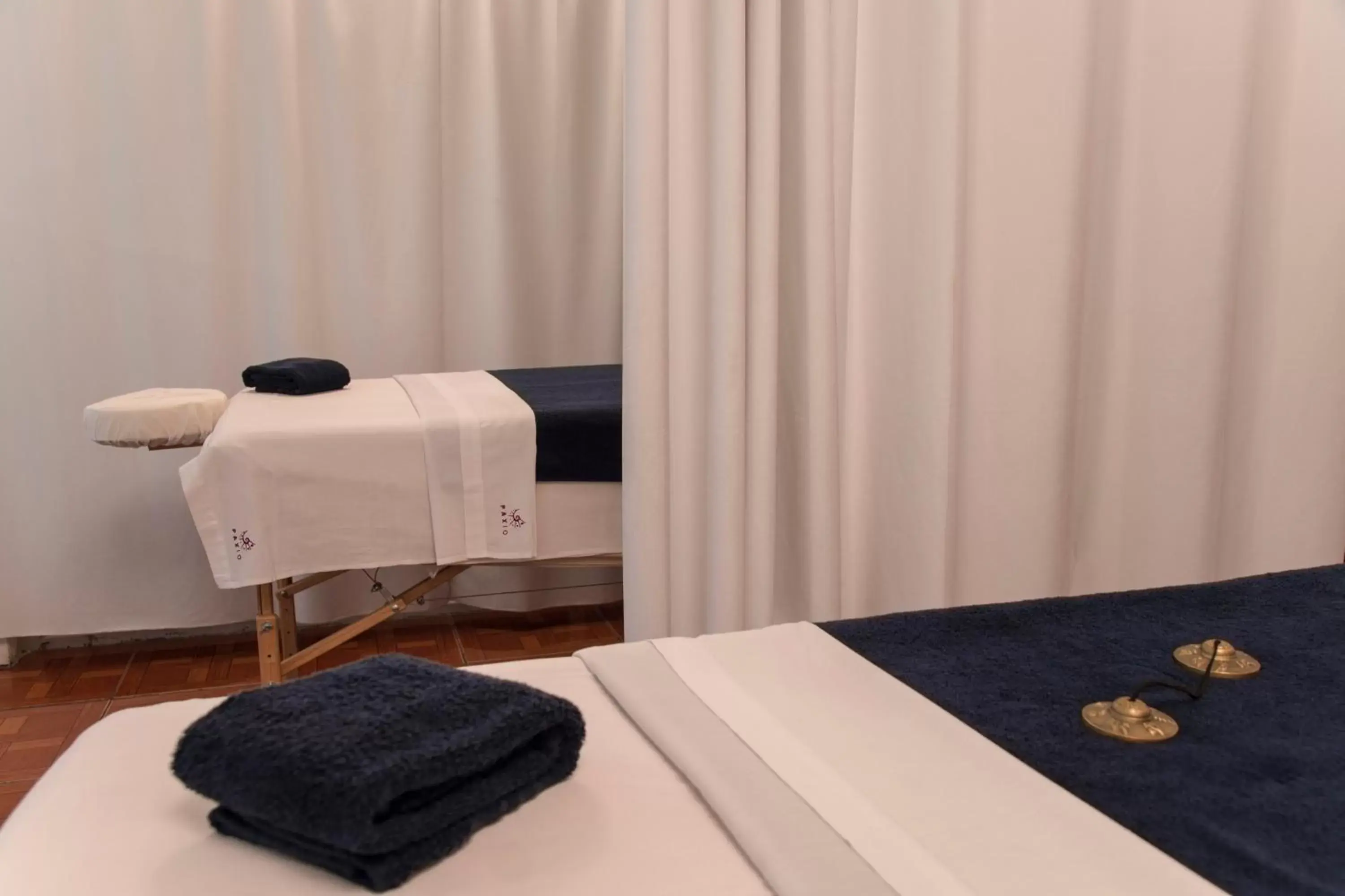 Massage, Bed in Hotel Morales Historical & Colonial Downtown Core