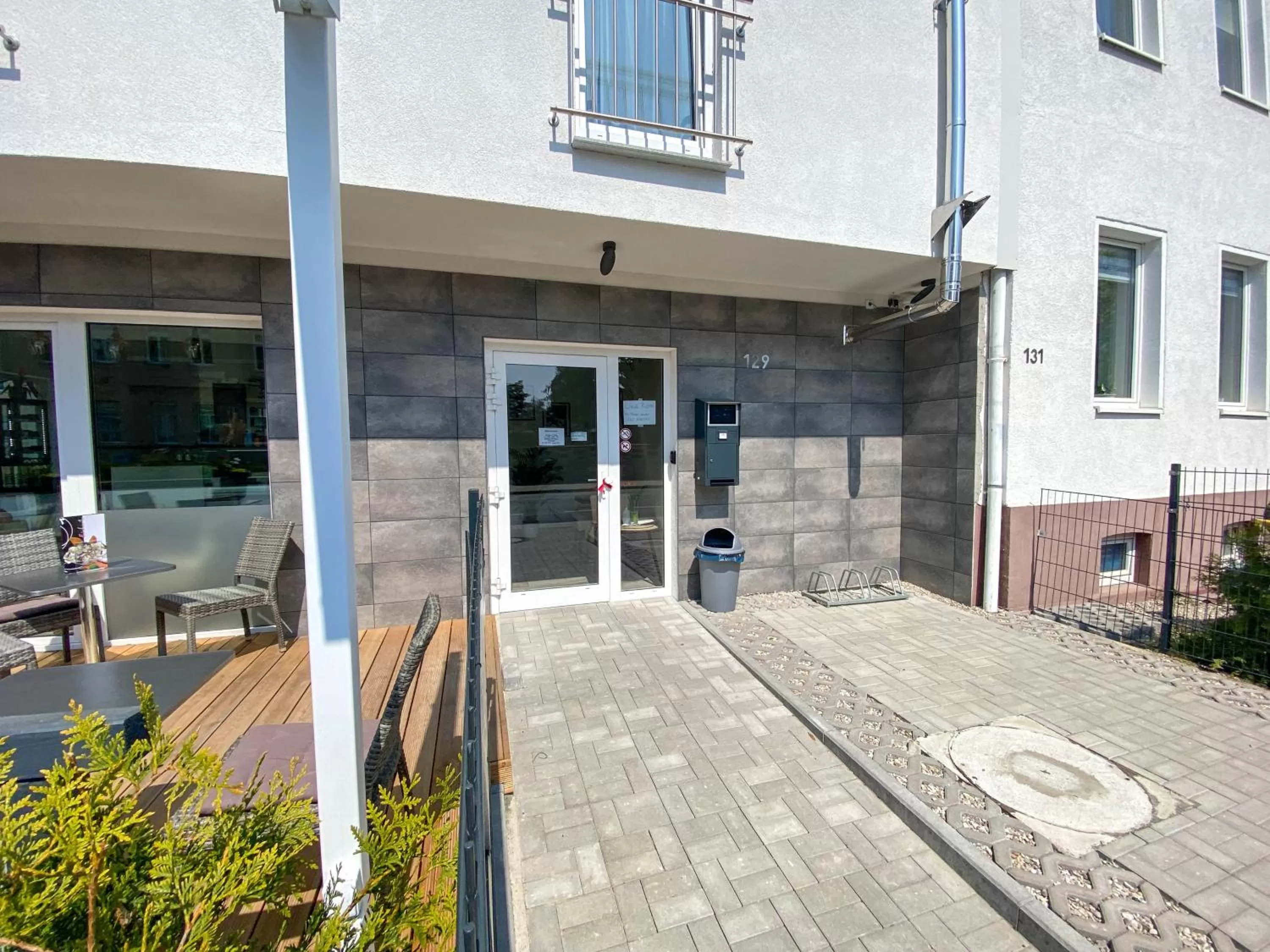 Facade/entrance in City Rooms Gede