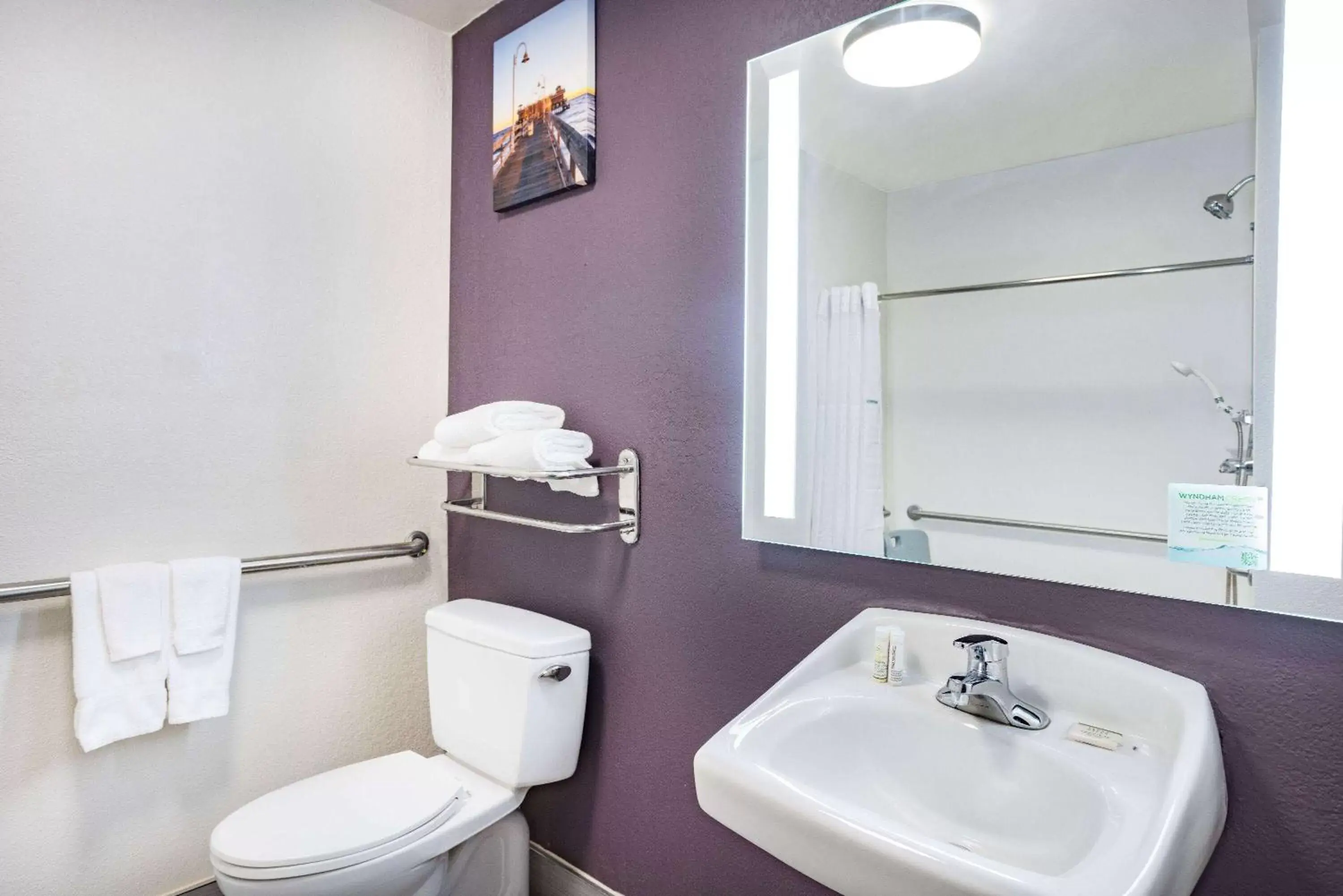 Bathroom in La Quinta by Wyndham Norfolk Airport