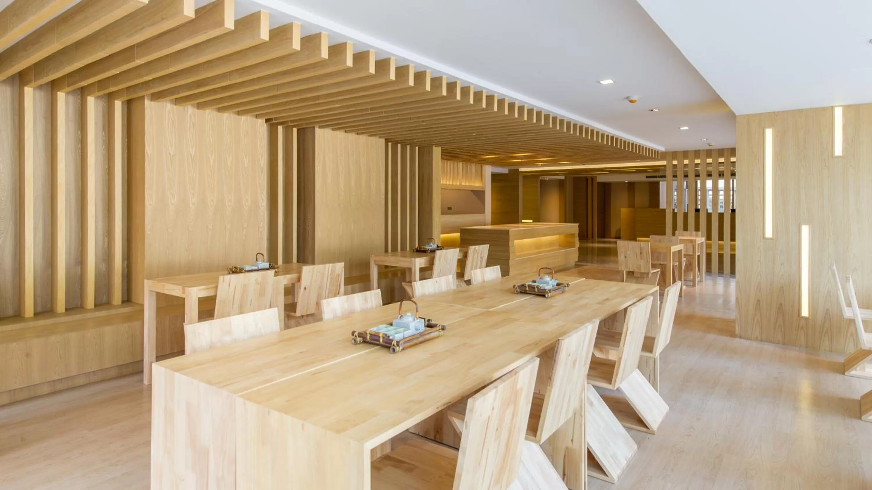 Restaurant/places to eat in Zenniq