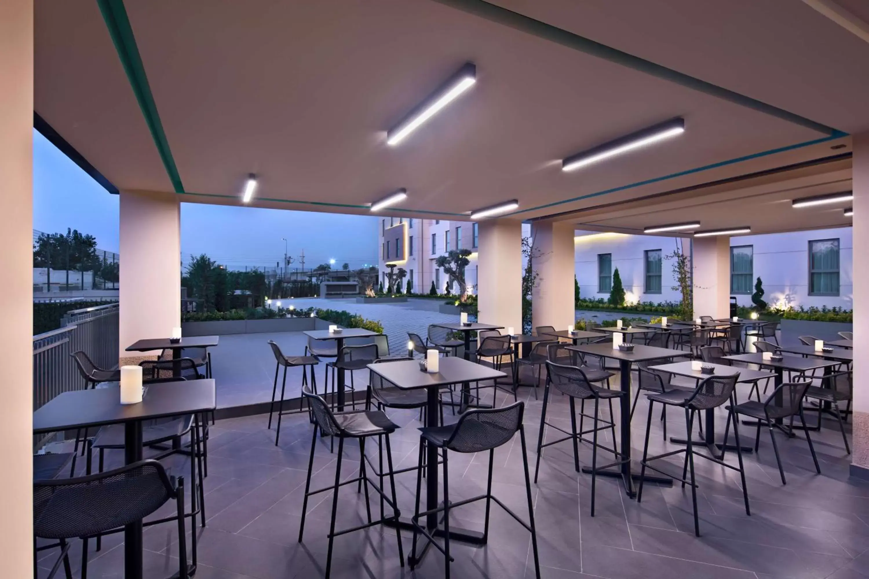 Restaurant/Places to Eat in Hampton by Hilton Istanbul Zeytinburnu