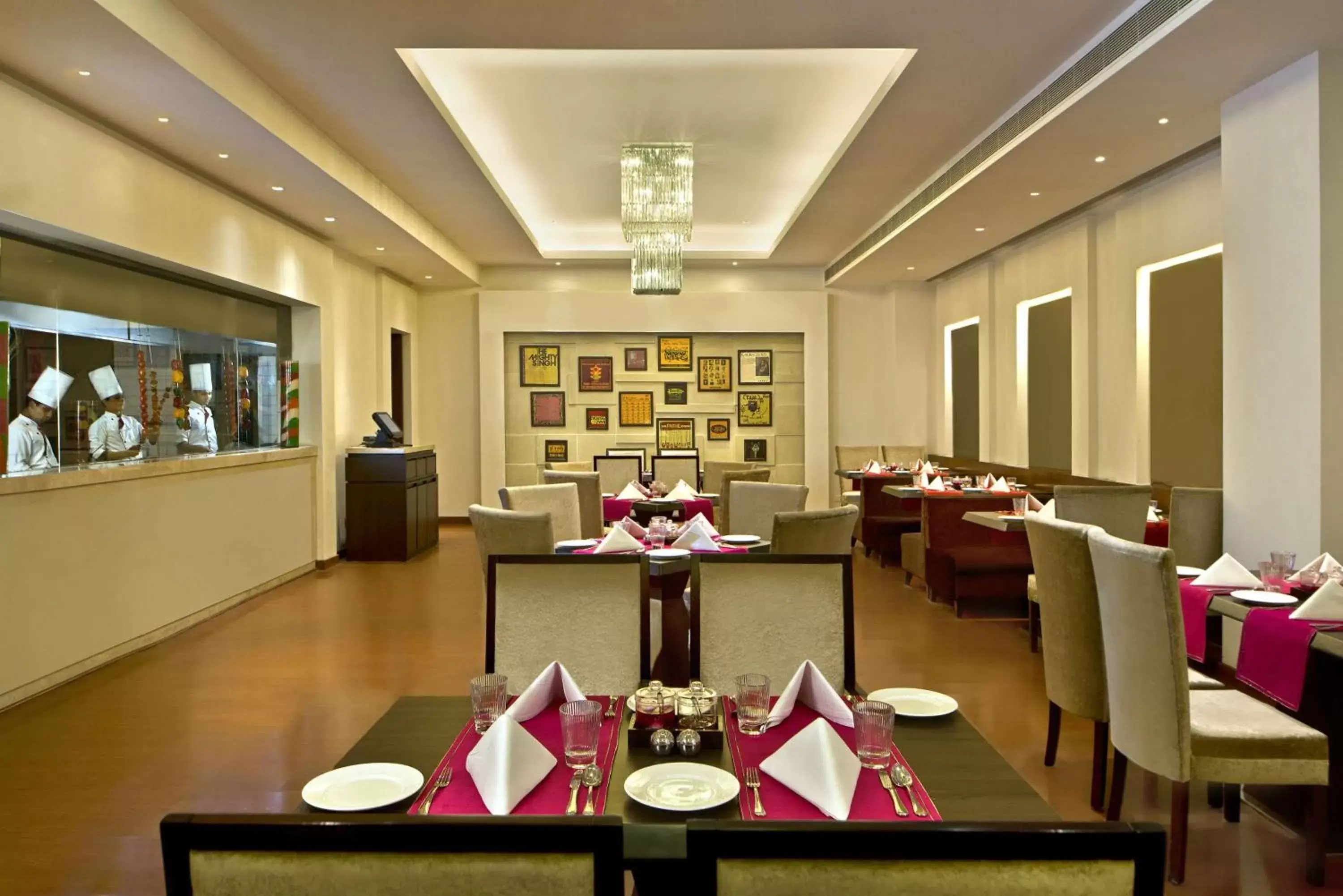 Restaurant/Places to Eat in Park Plaza Chandigarh Zirakpur