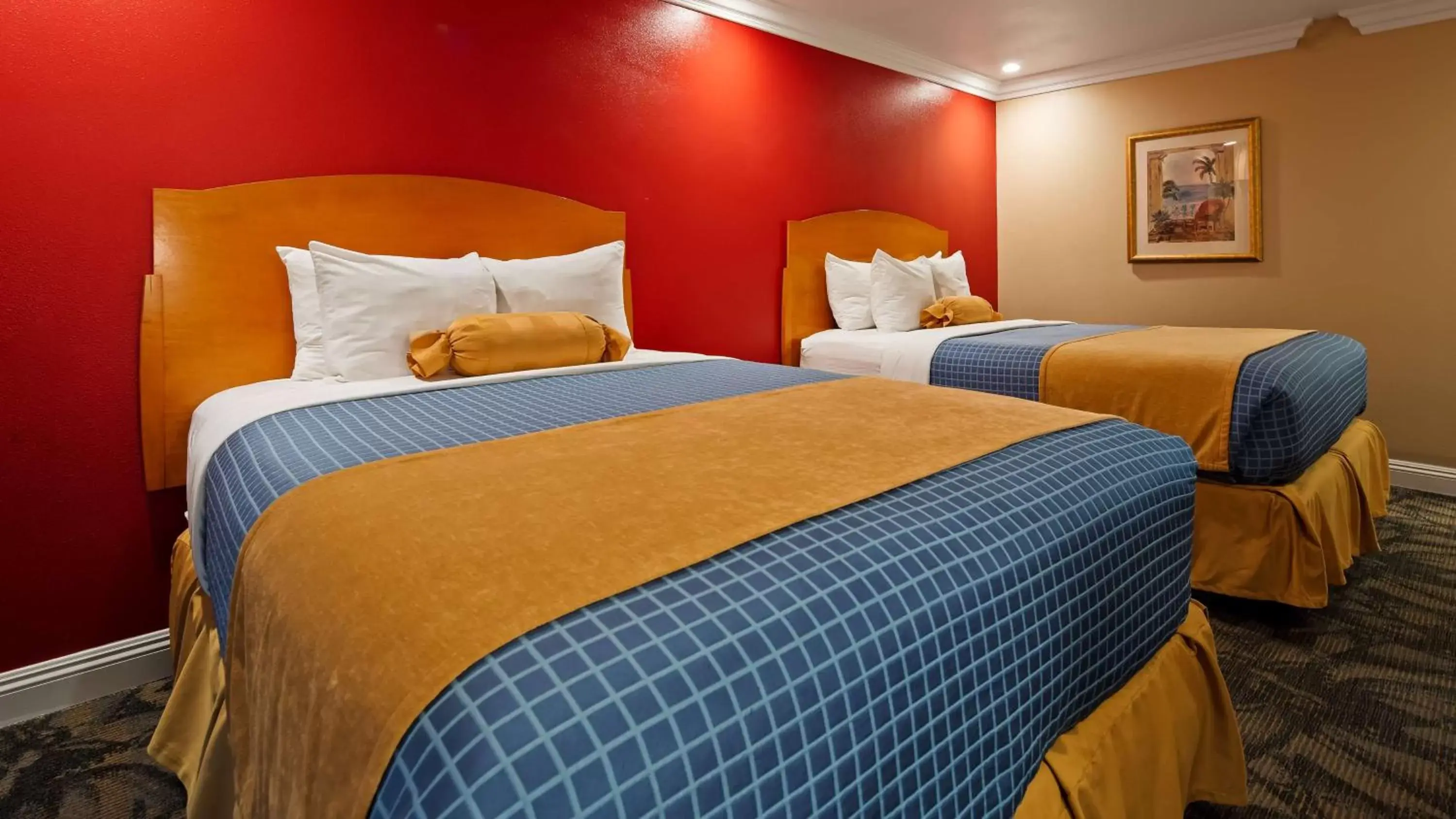 Photo of the whole room, Bed in Best Western Plus - Anaheim Orange County Hotel