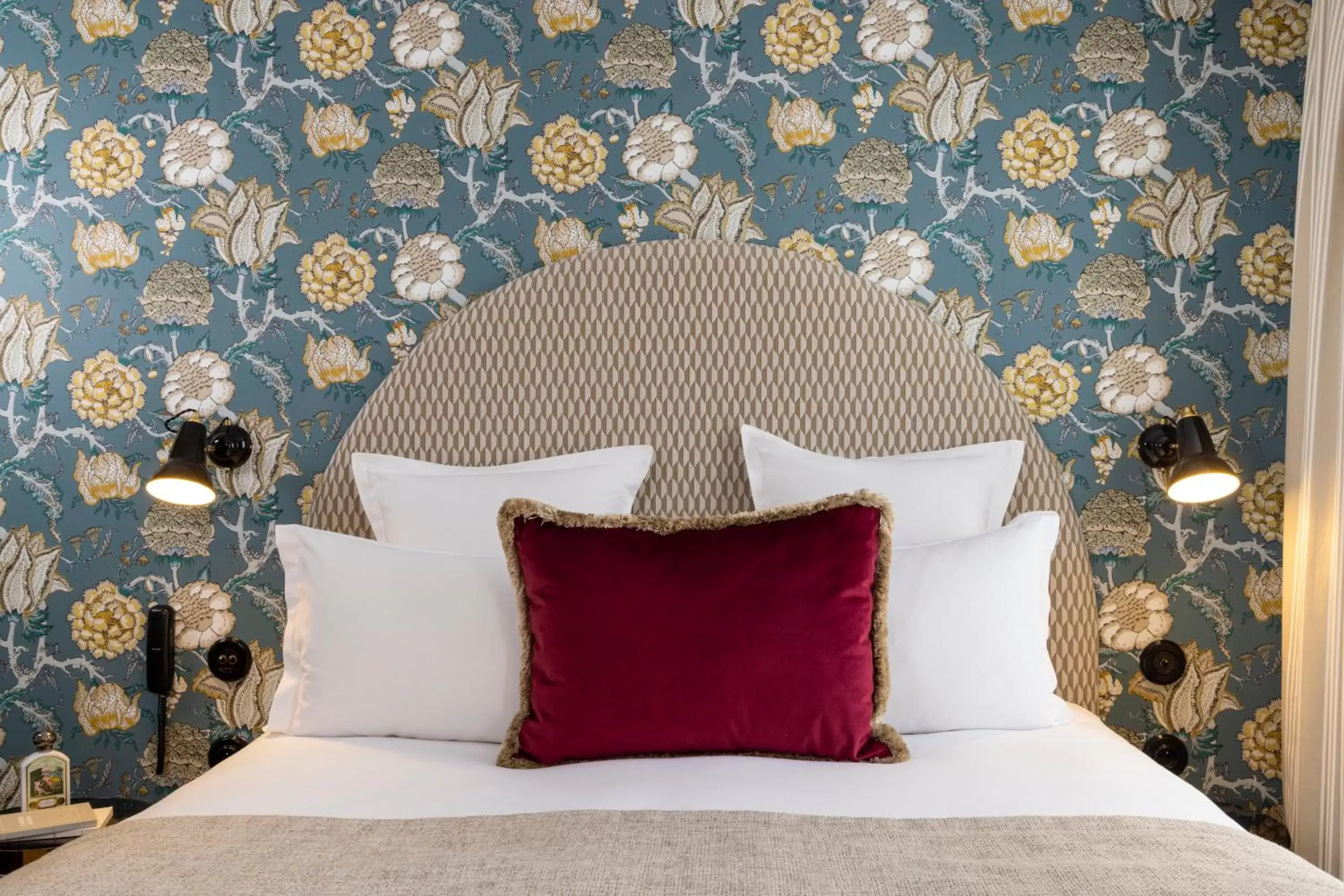 Superior Room in Hotel Bloum Superior Room in Hotel Bloum