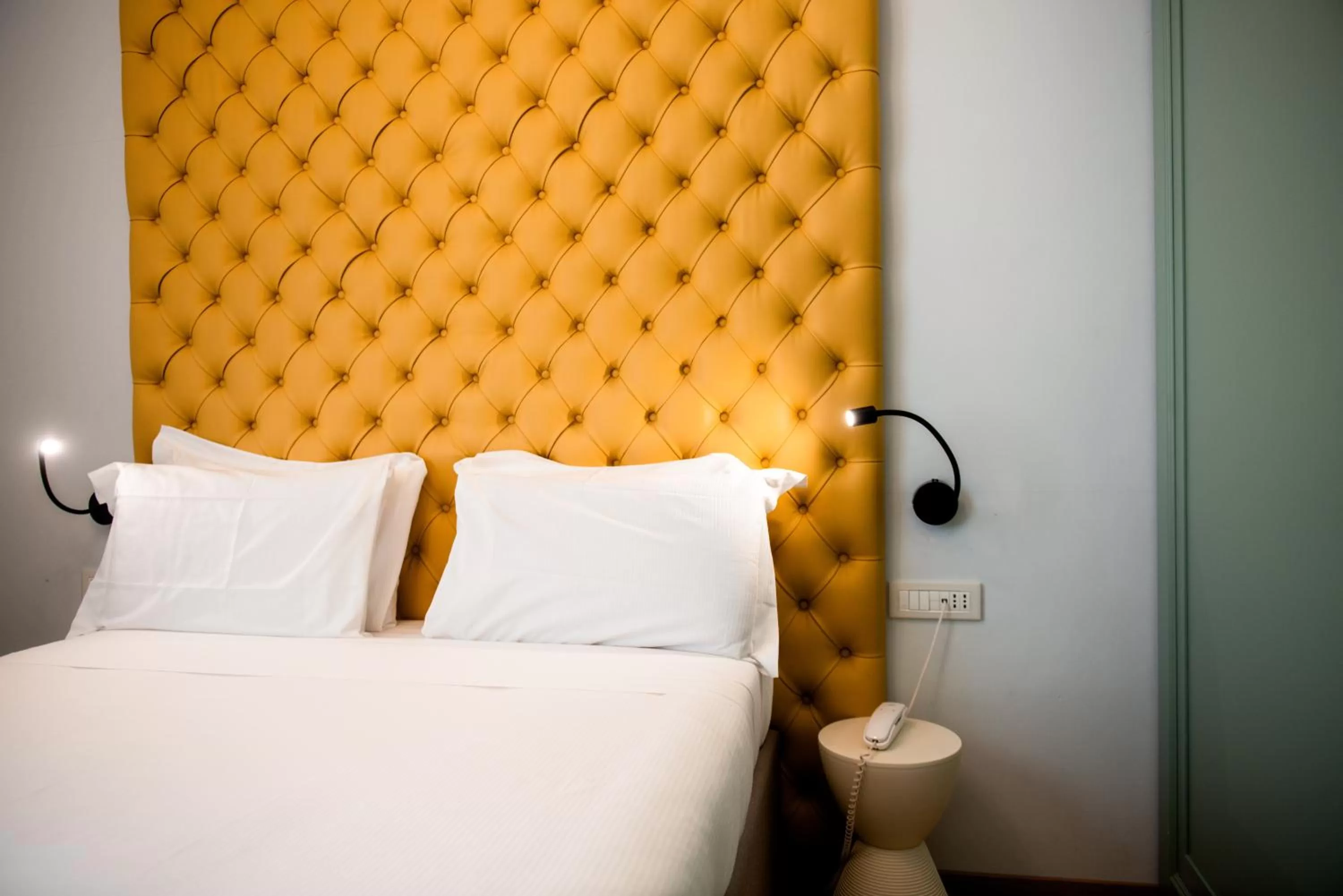 Bed in Boutique Centrale Palace Hotel