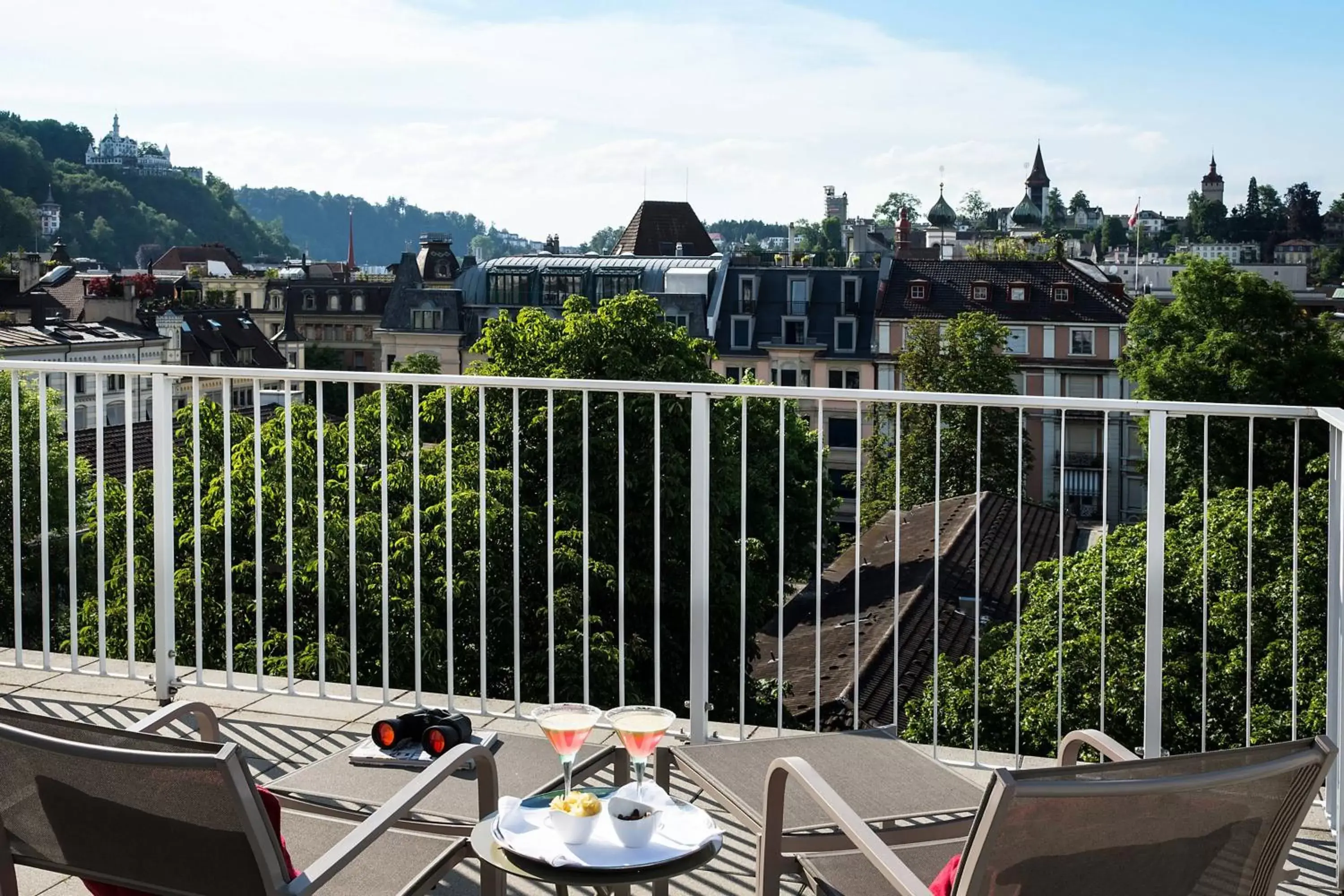 Photo of the whole room in The Hotel Lucerne, Autograph Collection