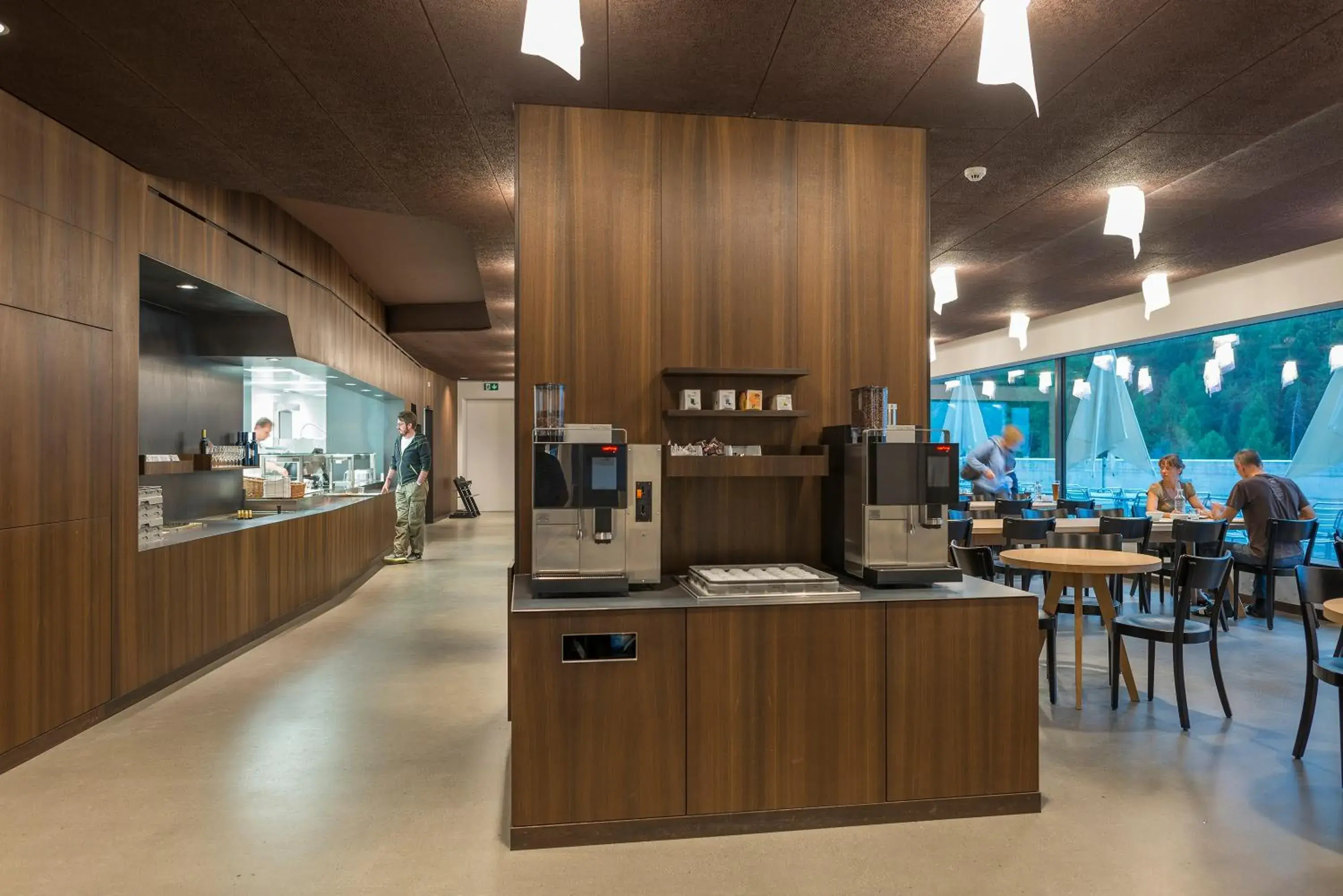 Restaurant/places to eat in Saas-Fee wellnesshostel4000 Restaurant/places to eat in Saas-Fee wellnesshostel4000