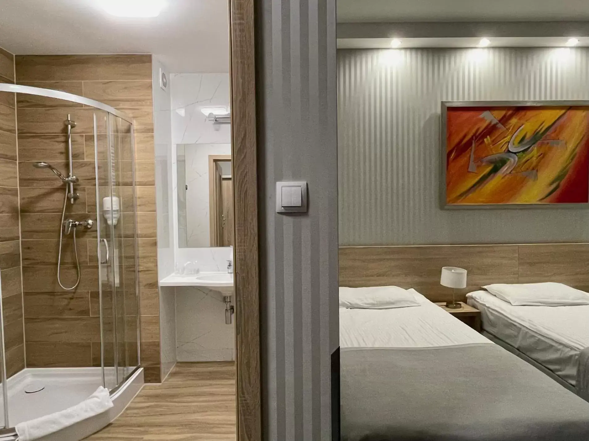 Photo of the whole room, Bathroom in Arka Medical Spa