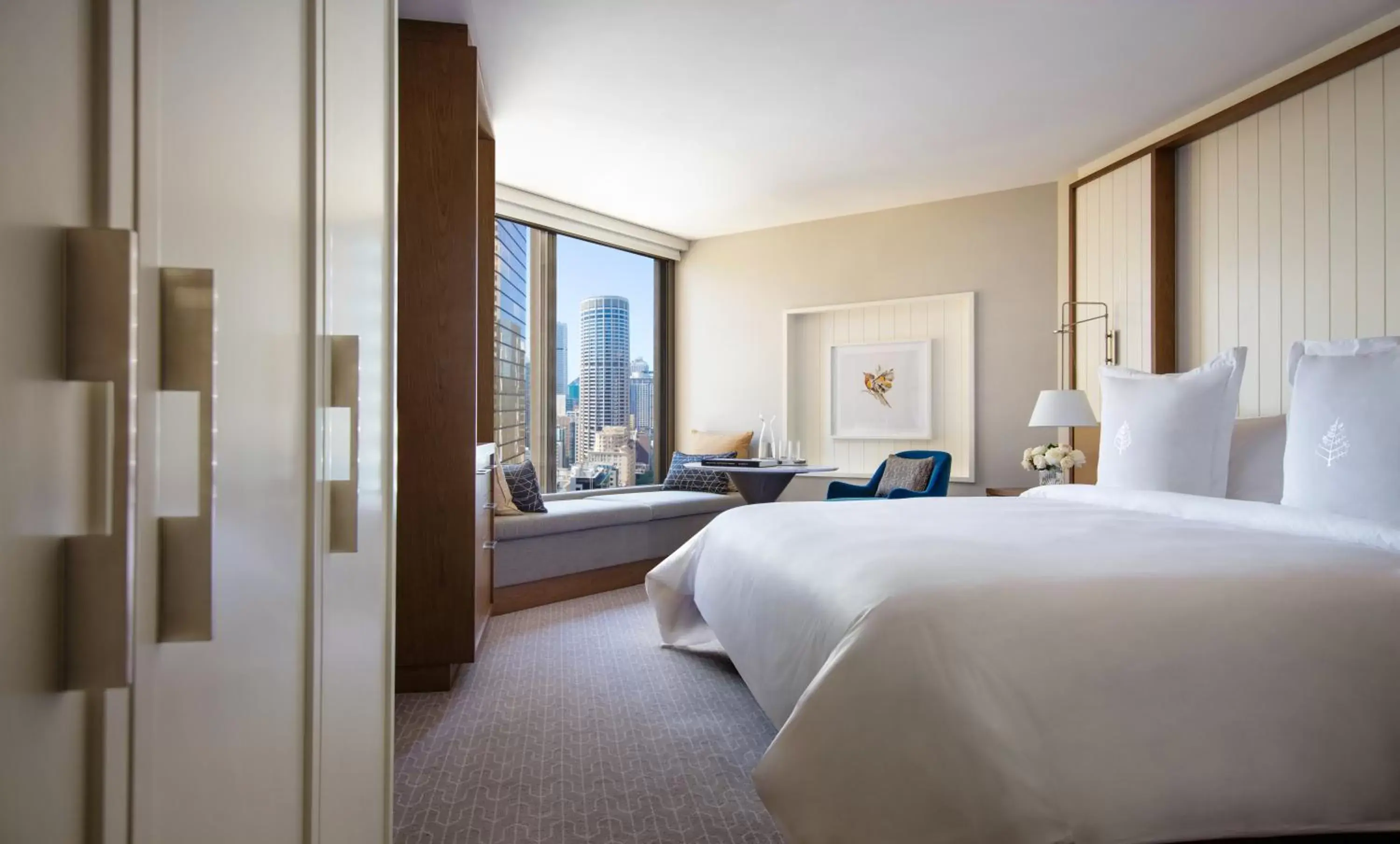 Bed in Four Seasons Hotel Sydney