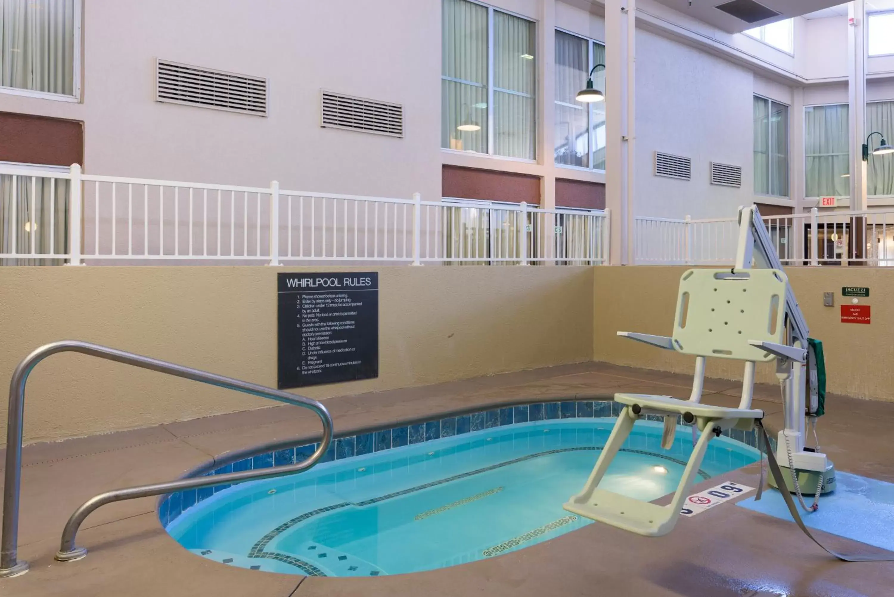 Hot Tub, Swimming Pool in Ramada by Wyndham Boise