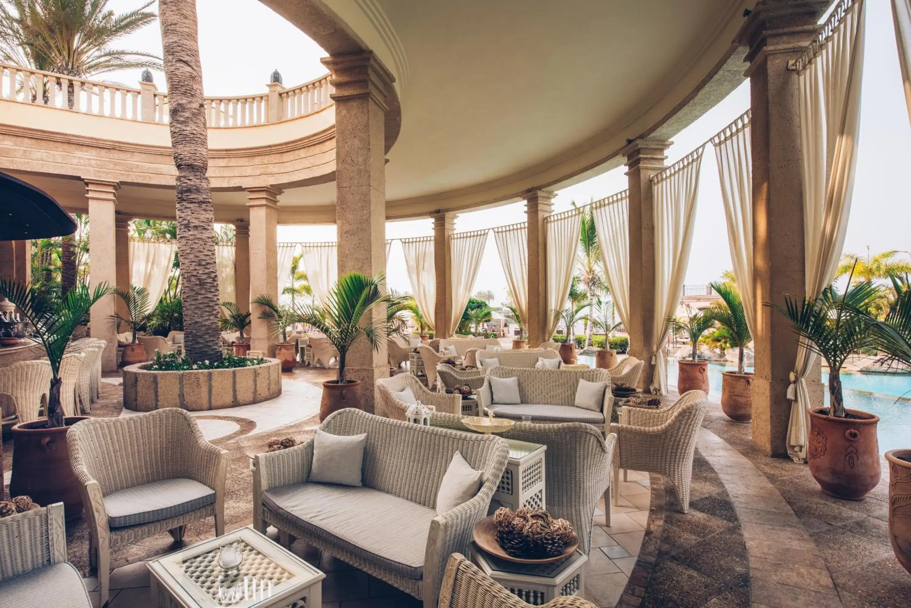 Lounge or bar in JOIA El Mirador by Iberostar -Adults Only Lounge or bar in JOIA El Mirador by Iberostar -Adults Only