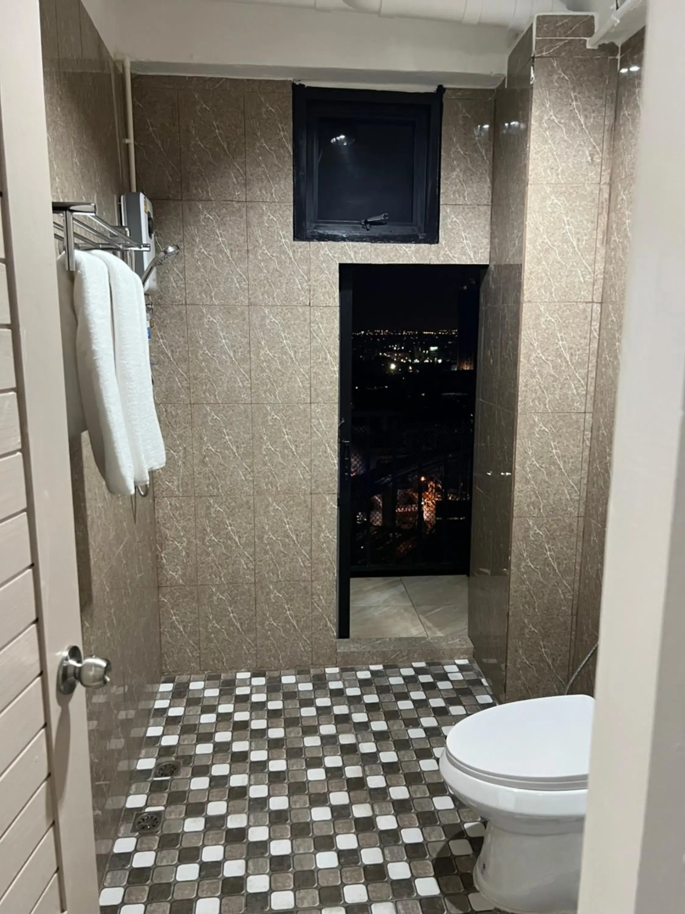 Bathroom in Mall Suites Hotel