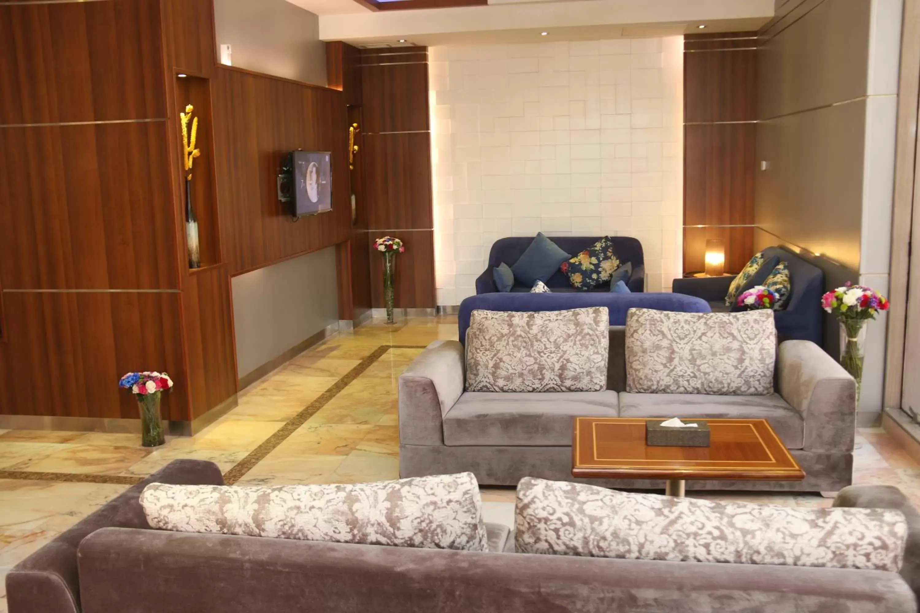 Lobby or reception in Laguna Hotel Suites