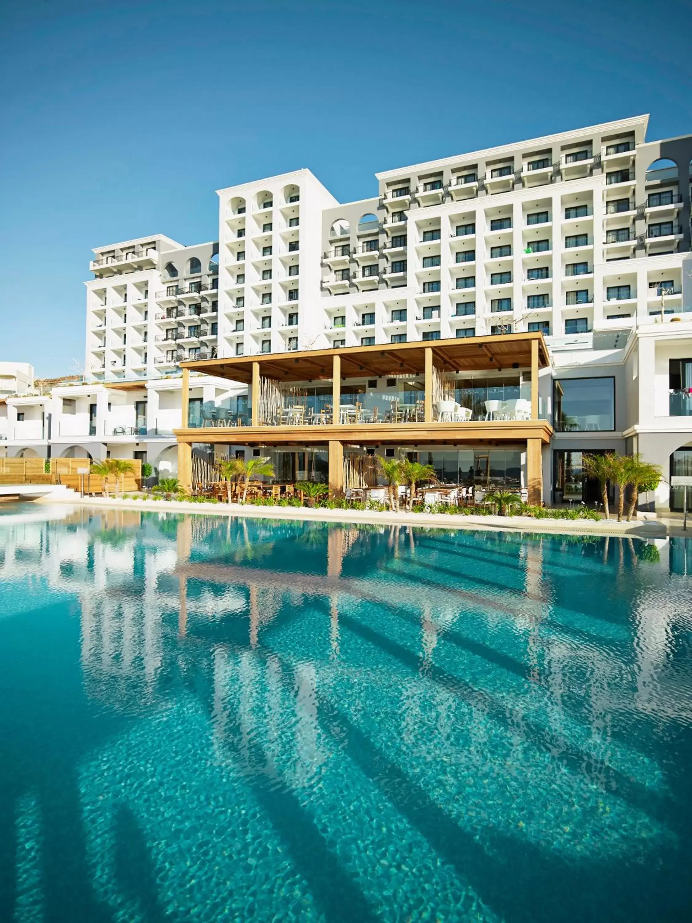 Swimming pool, Property Building in Mitsis Alila Resort & Spa