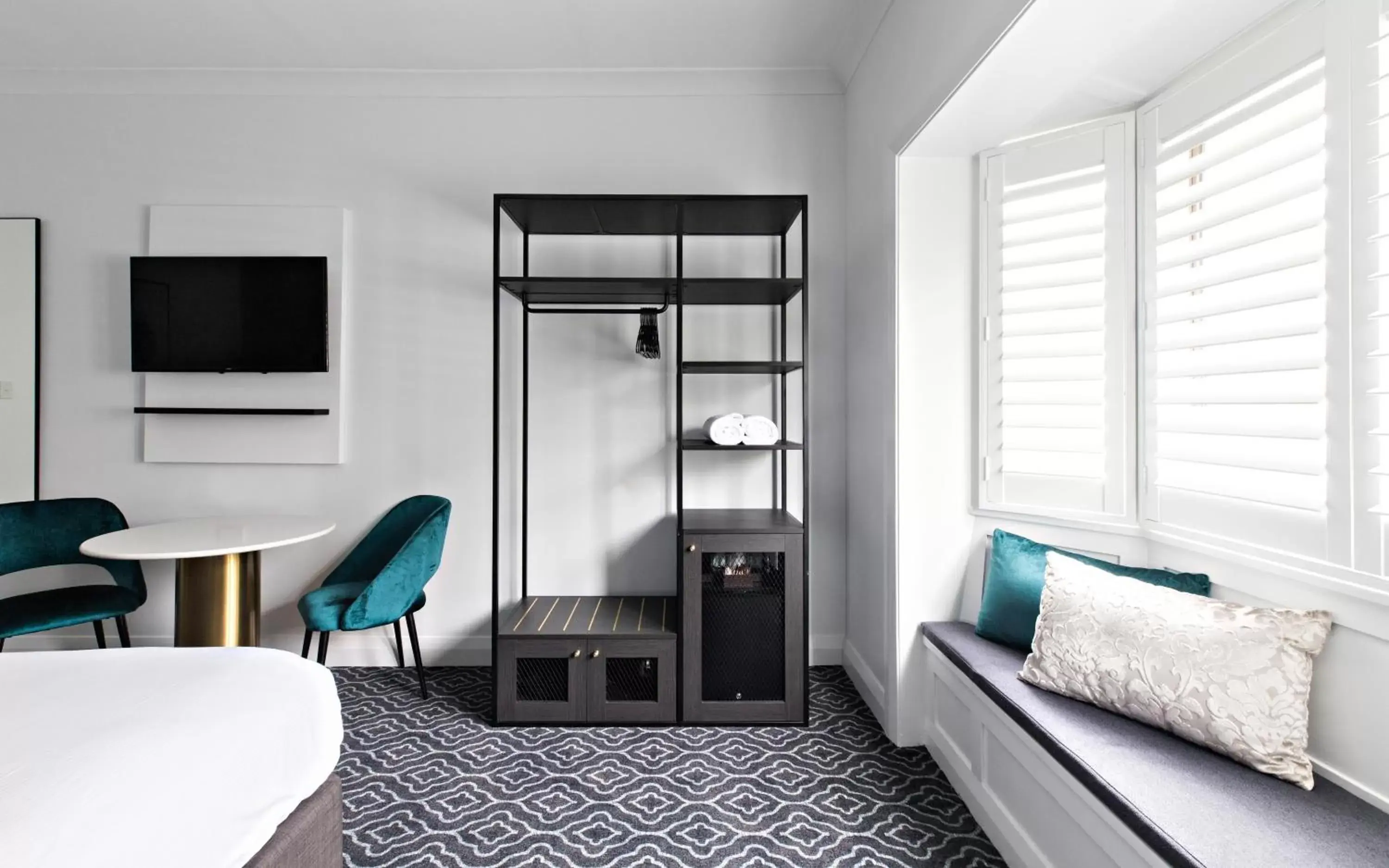 Bedroom, TV/Entertainment Center in Avoca Randwick by Sydney Lodges