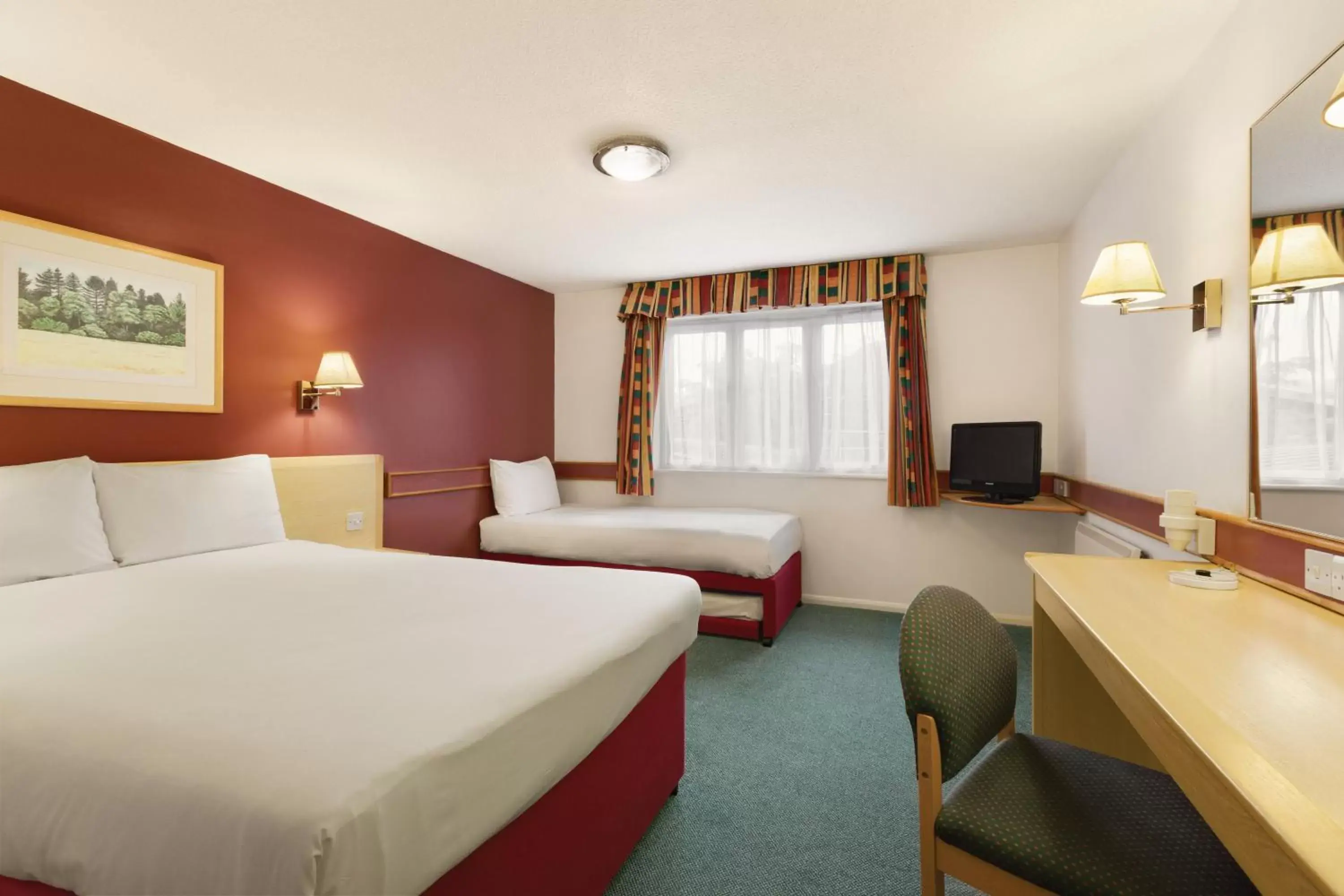 Family Room (2 Adults + 2 Children) in Ramada London South Mimms