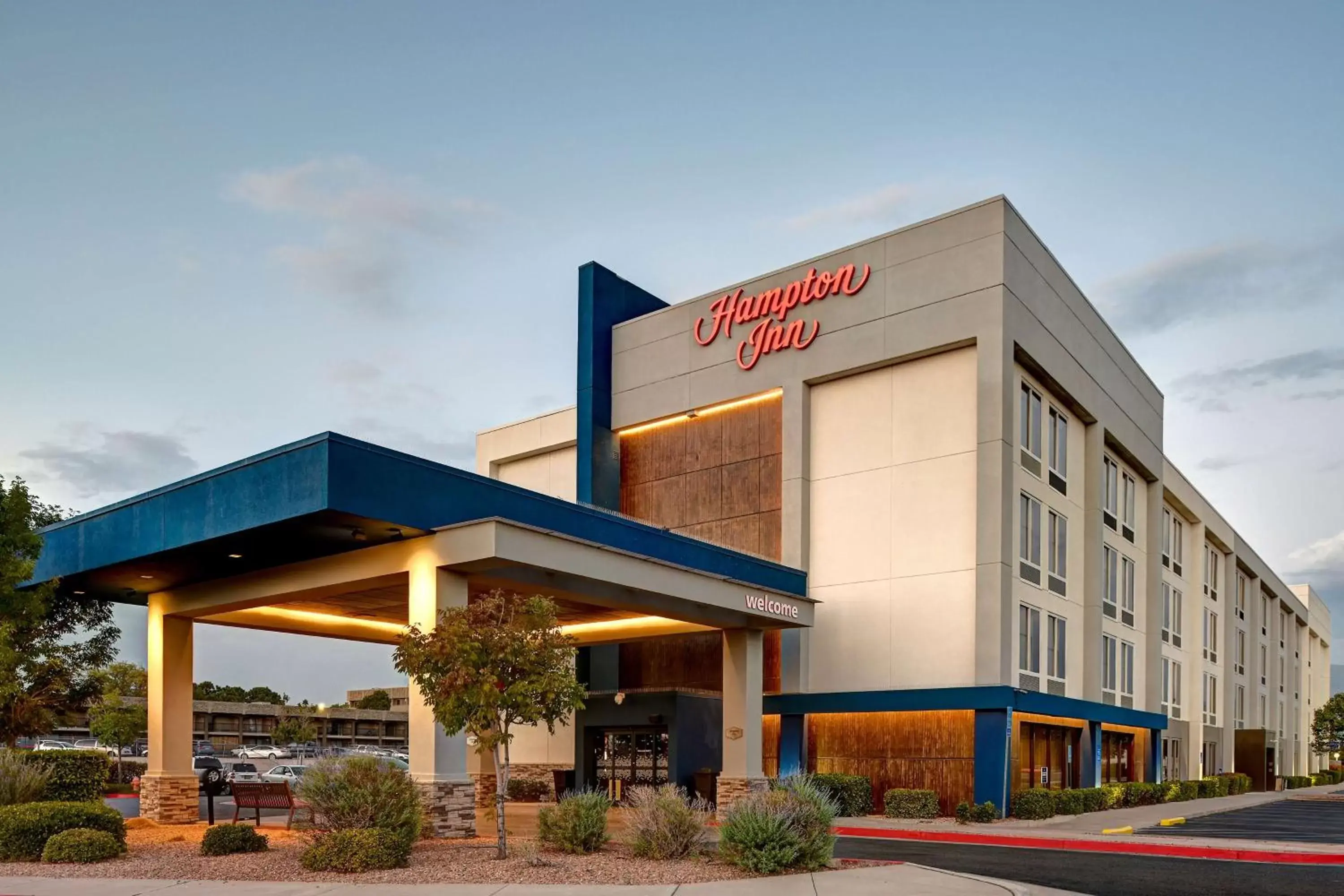 Property Building in Hampton Inn Albuquerque - University/Midtown