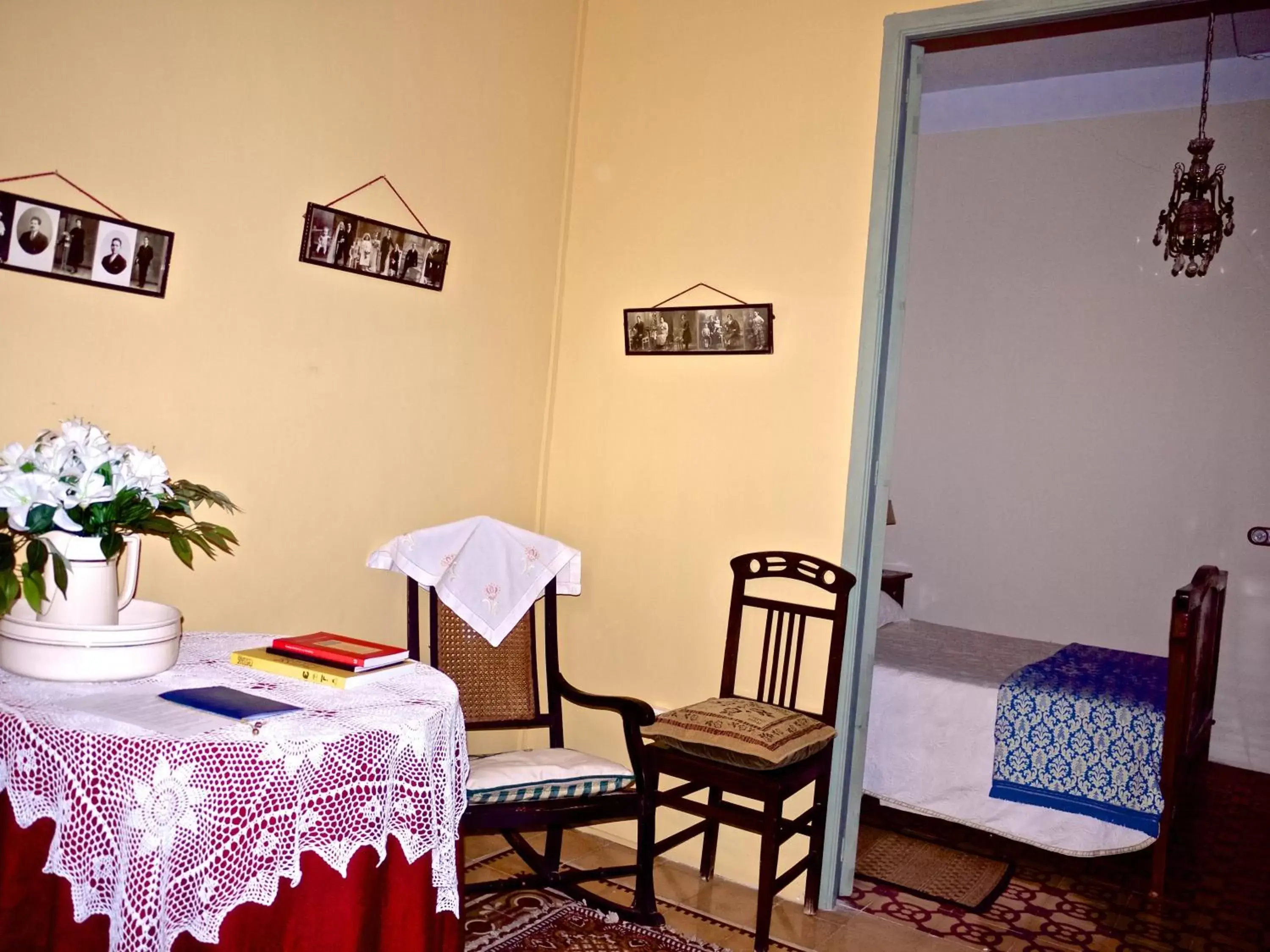 Seating area, Dining Area in Olmitos 3 Hotel boutique, Casa-Palacio