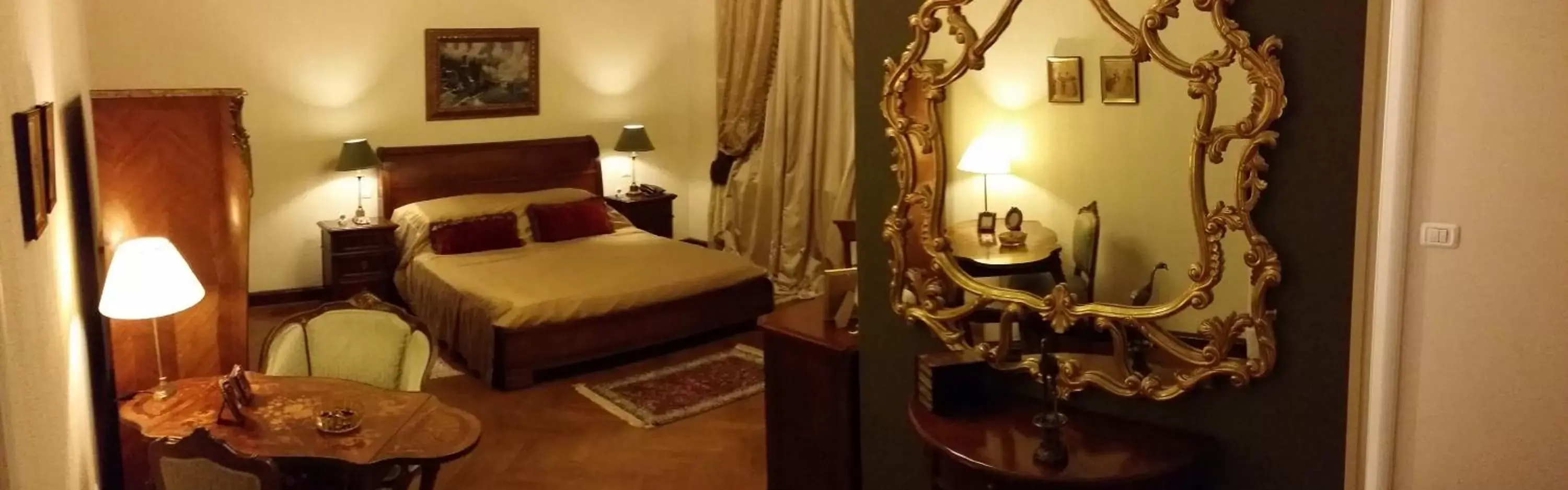 Premium Double Room in Grand Boutique Hotel Premium Double Room in Grand Boutique Hotel