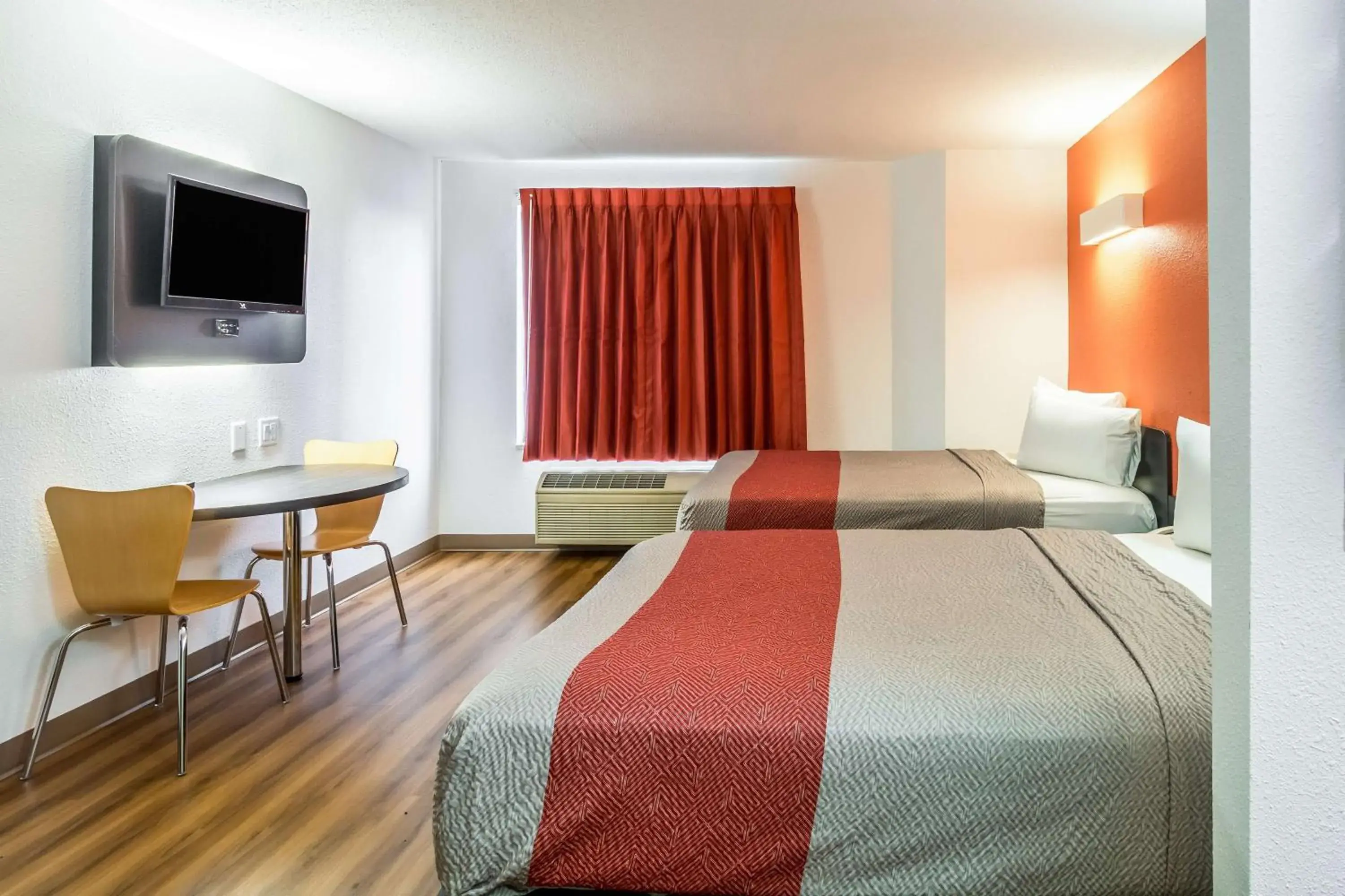 Photo of the whole room, Bed in Motel 6-Harvey, IL Photo of the whole room, Bed in Motel 6-Harvey, IL