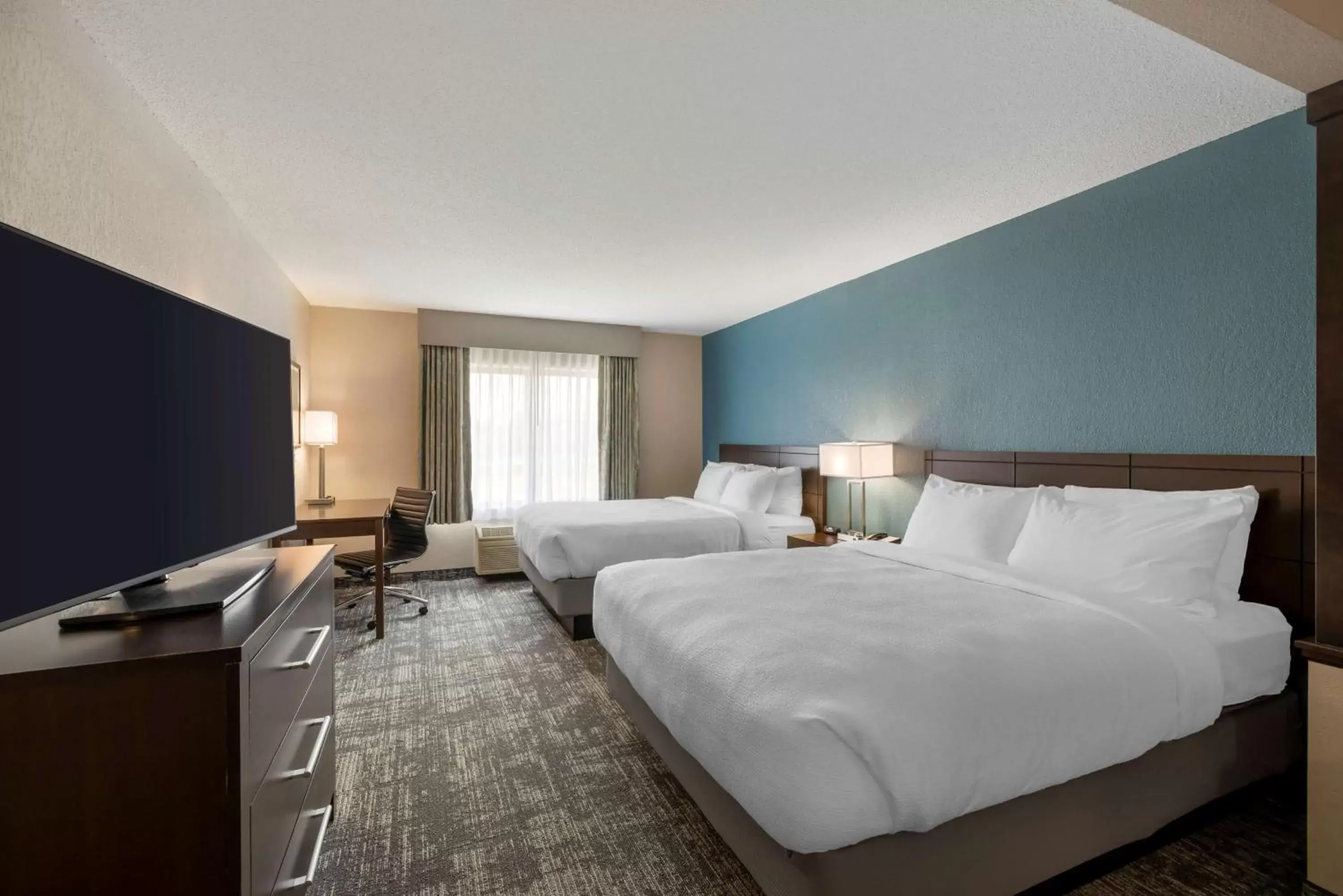 Queen Rooms with Two Queen Beds in Best Western Watertown Inn & Suites