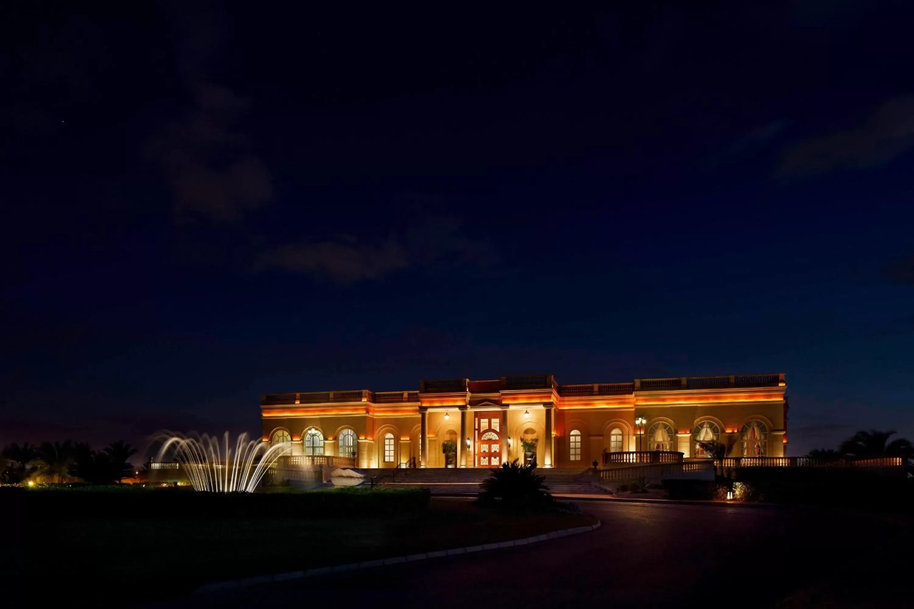 Golfcourse, Property Building in JW Marriott Hotel Cairo