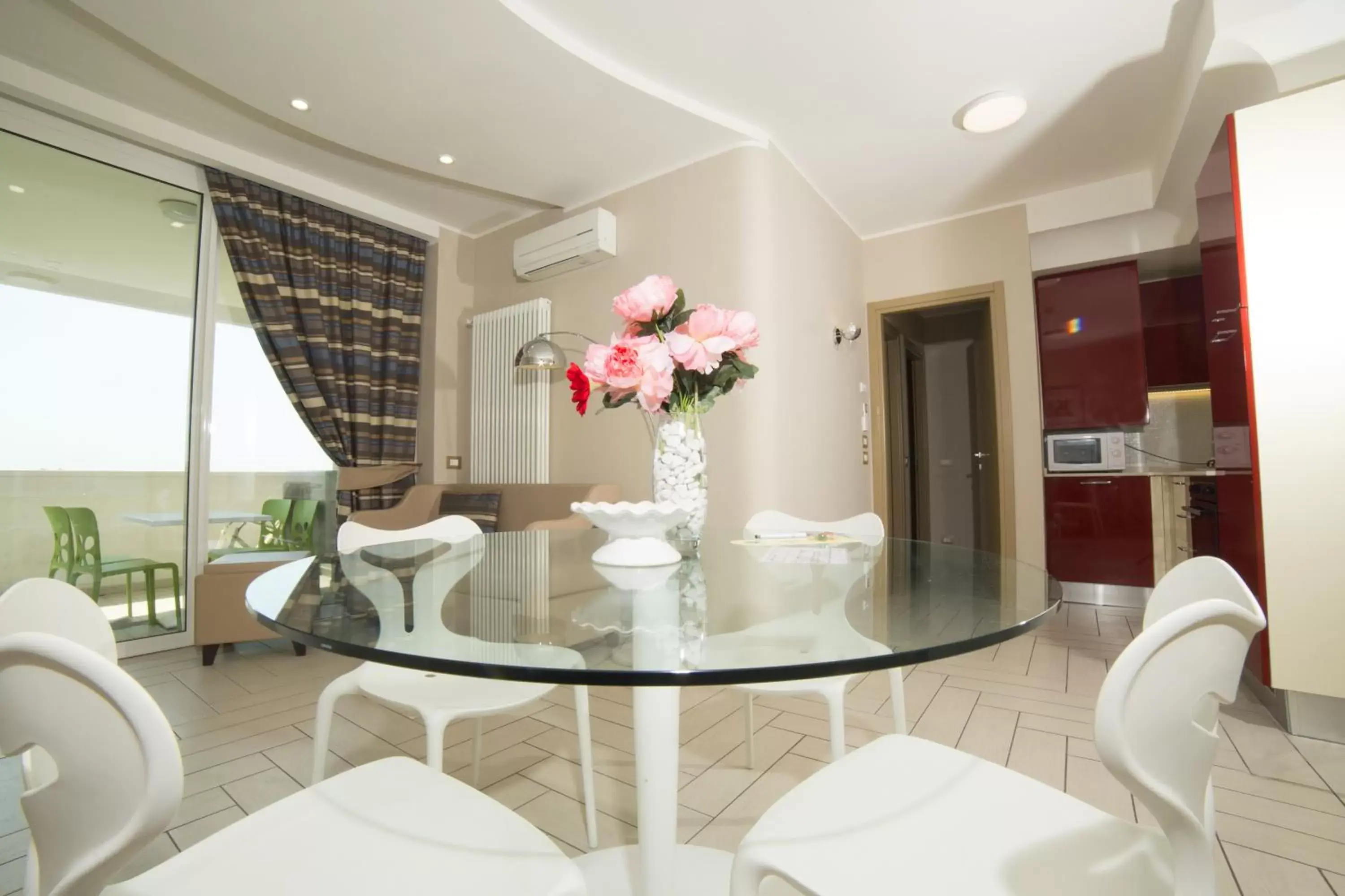 Living room, Dining Area in Nero D'Avorio Aparthotel & SPA