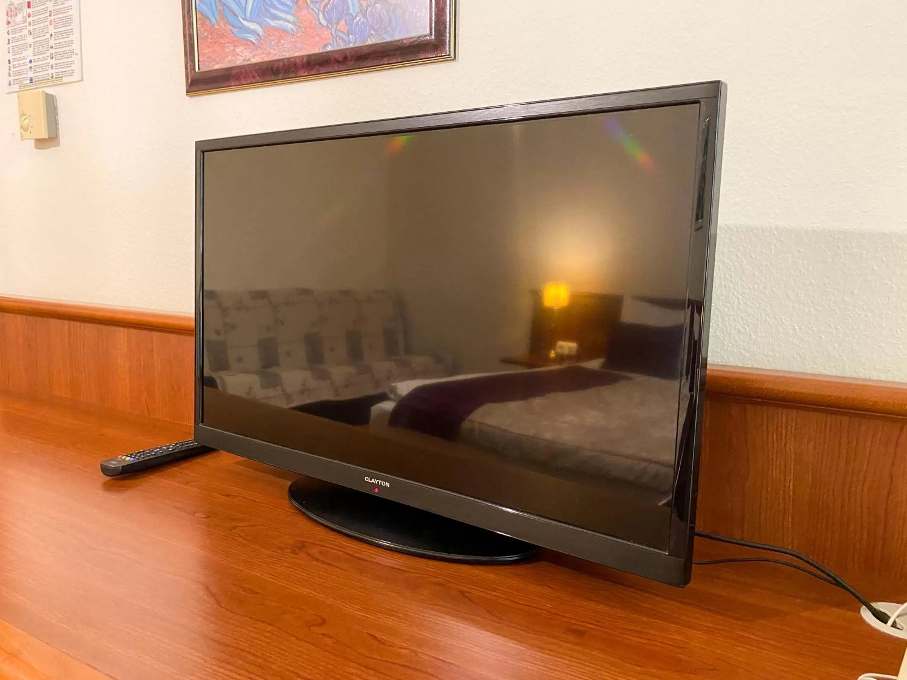 TV and multimedia, Bed in Gold Hotel Budapest