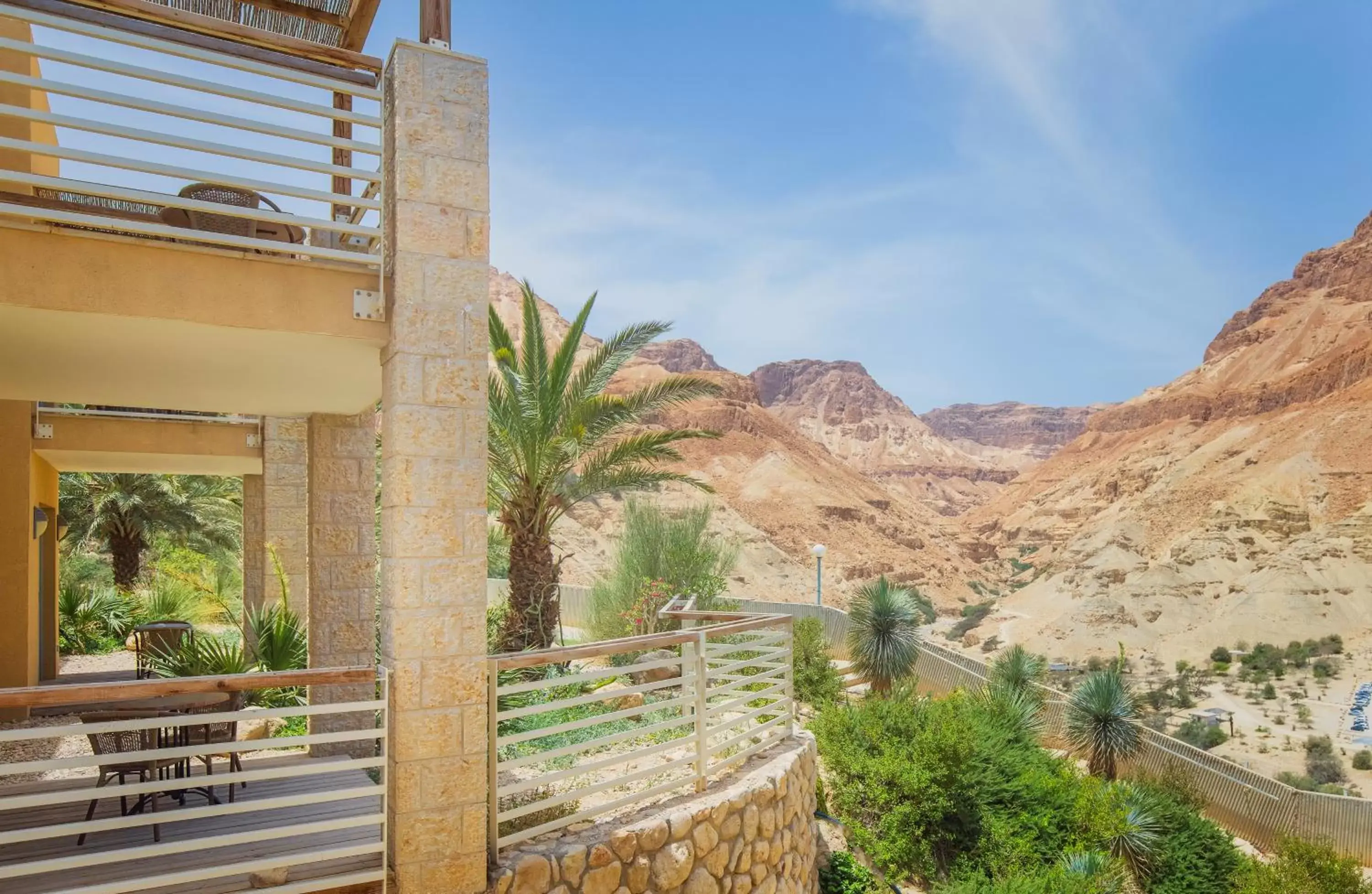 Balcony/Terrace, Mountain View in Ein Gedi Kibbutz Hotel