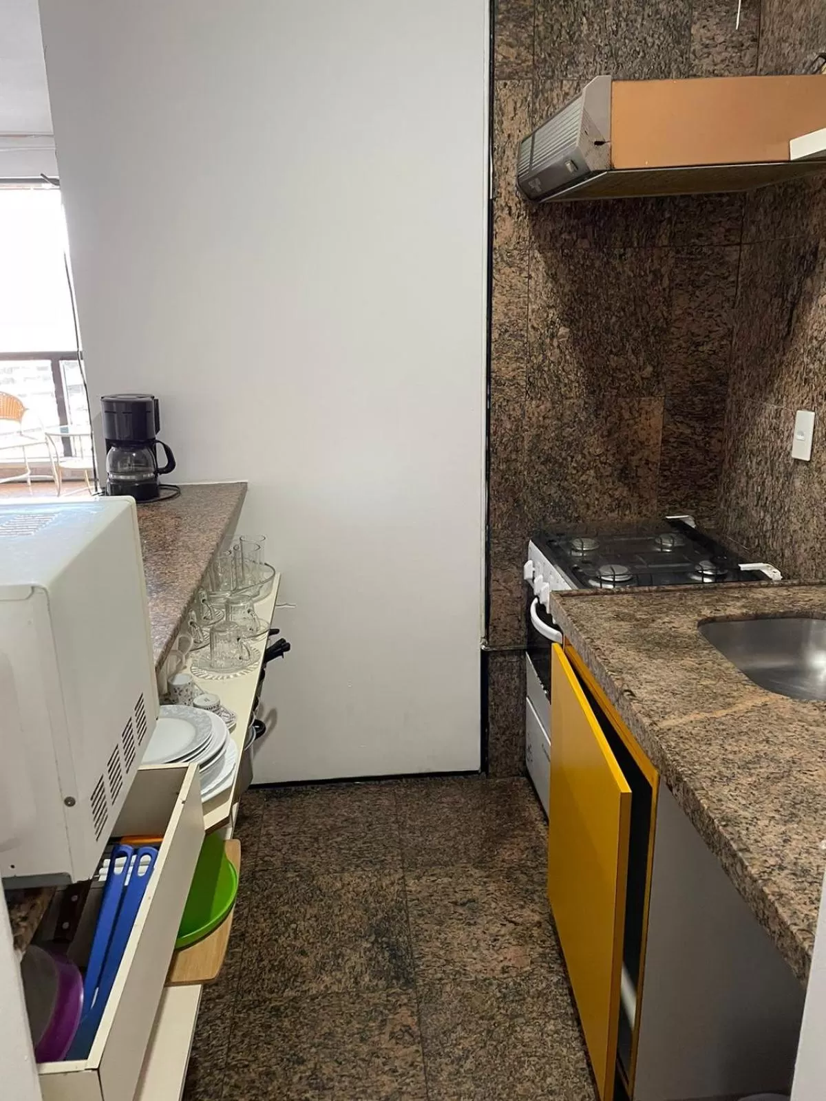 Kitchen/Kitchenette in Flat Atlântico Neto