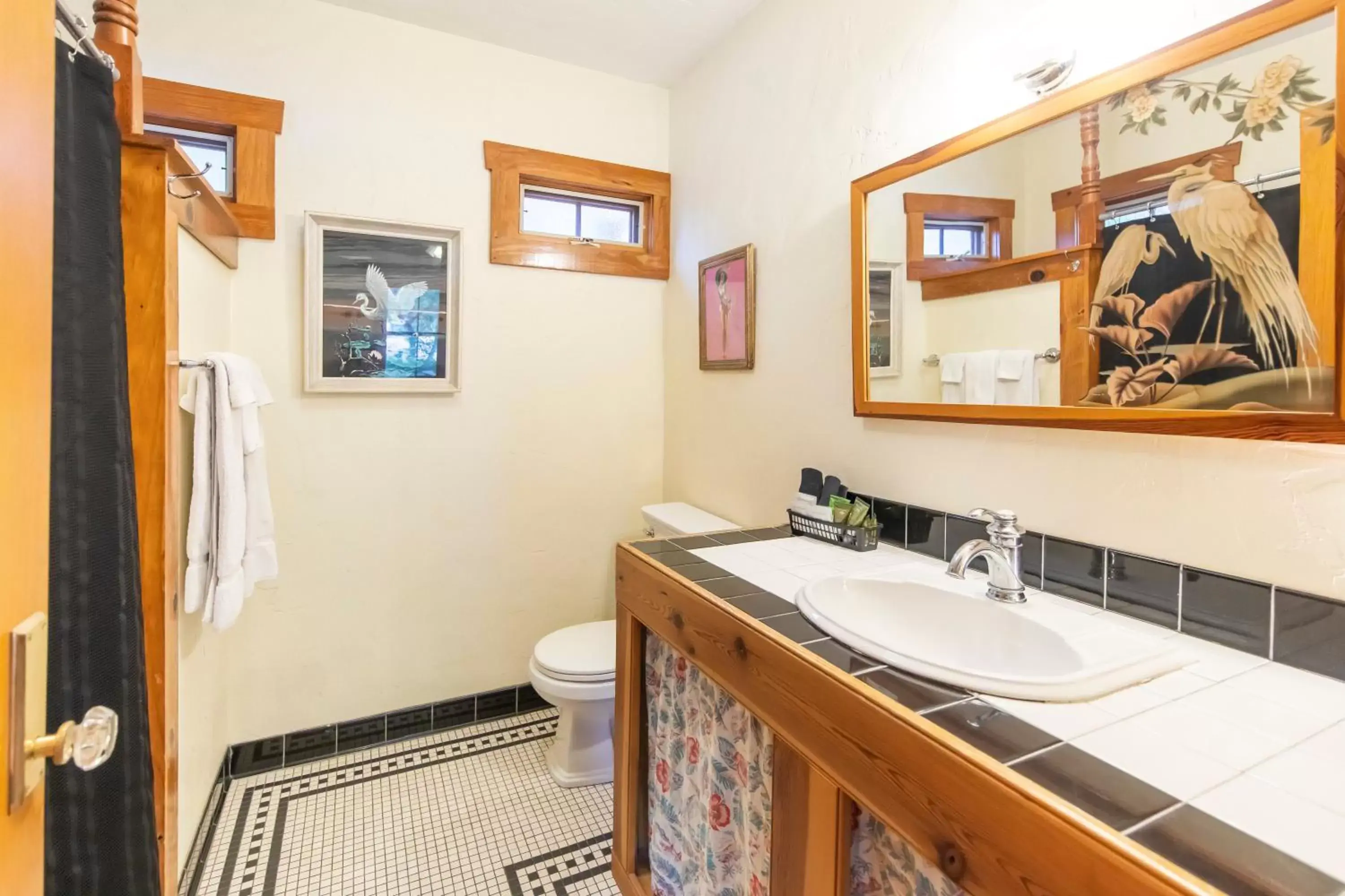 Bathroom in Hibiscus Coffee & Guesthouse