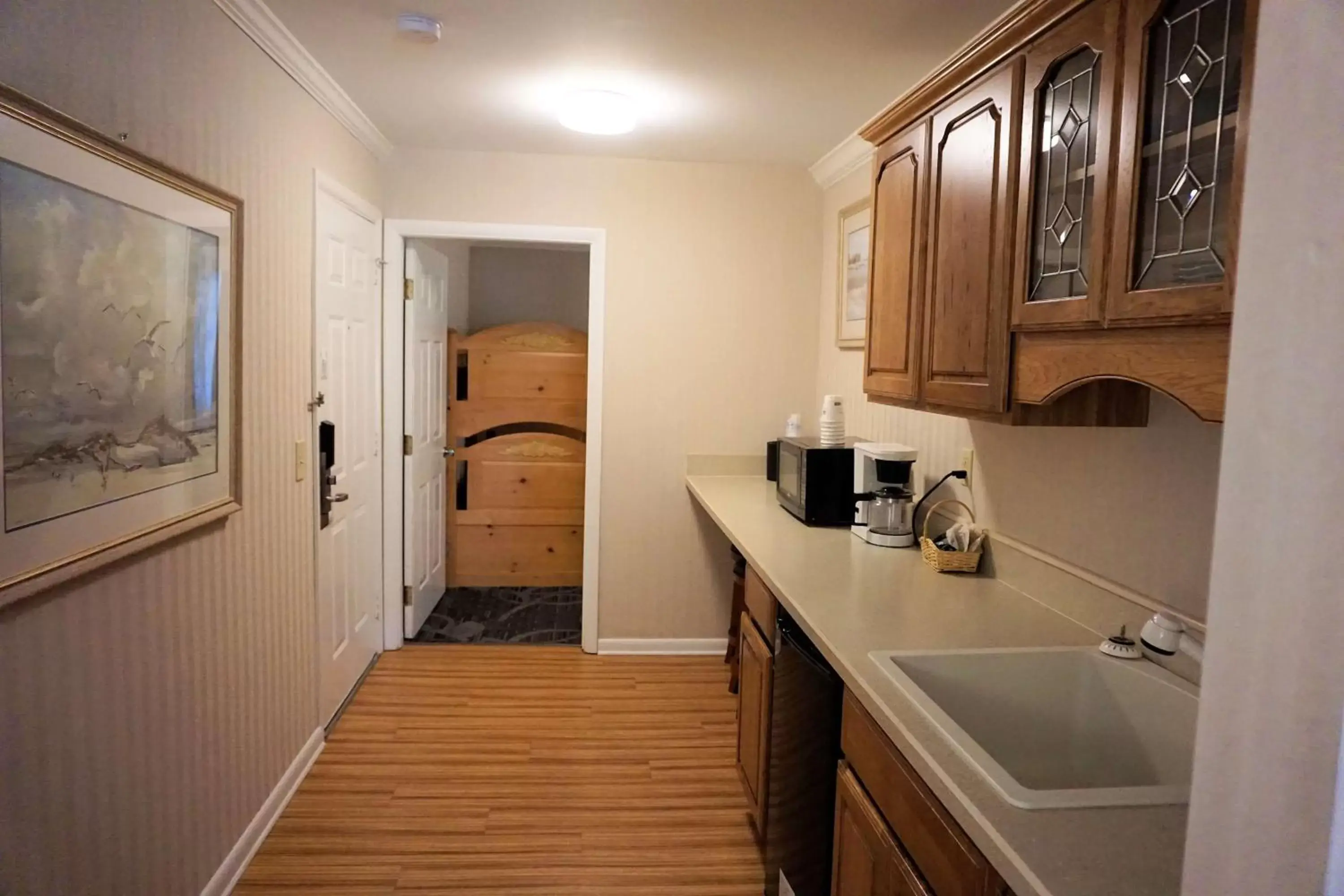 Photo of the whole room, Kitchen/Kitchenette in Best Western Chincoteague Island