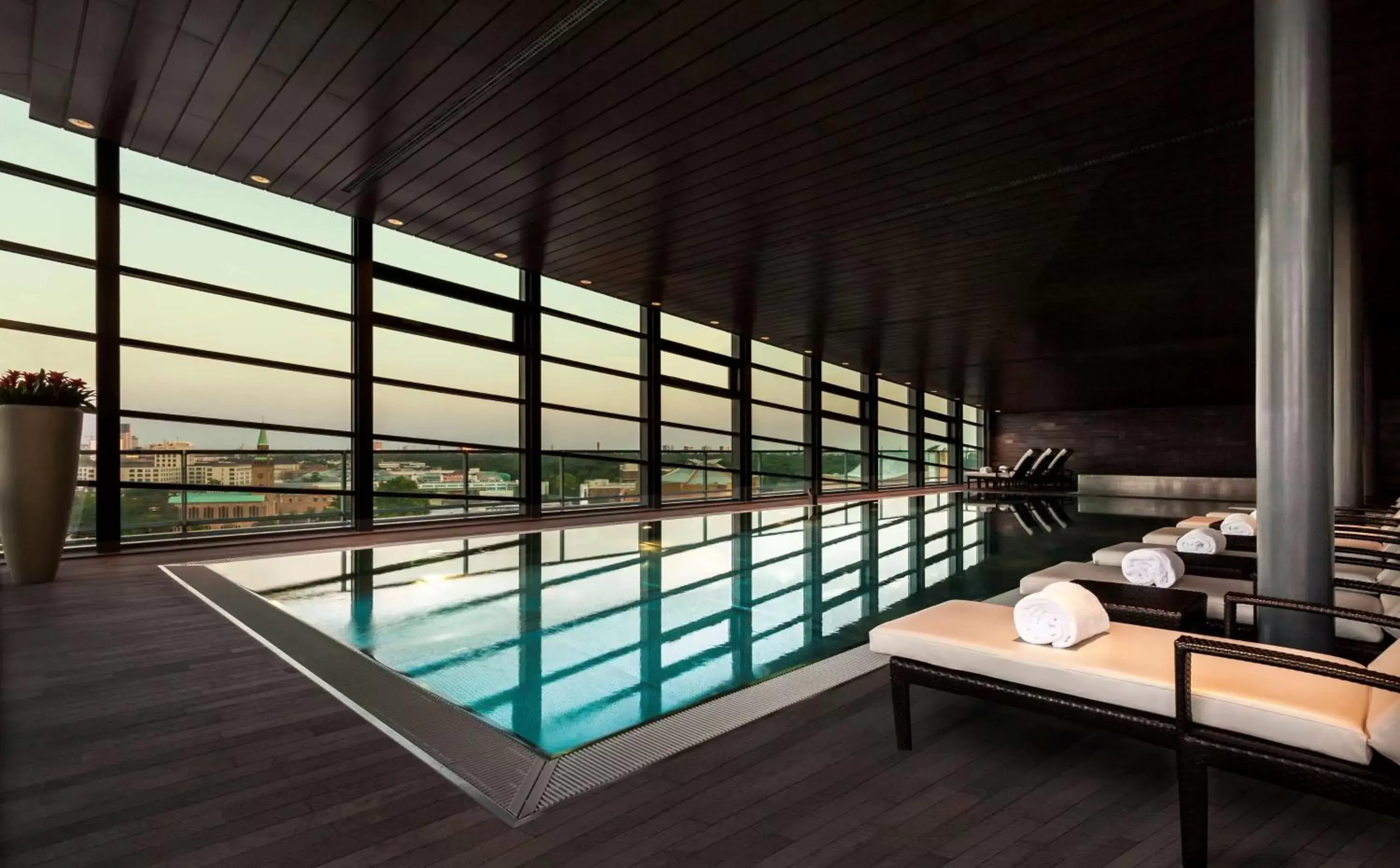 Swimming Pool in Grand Hyatt Berlin