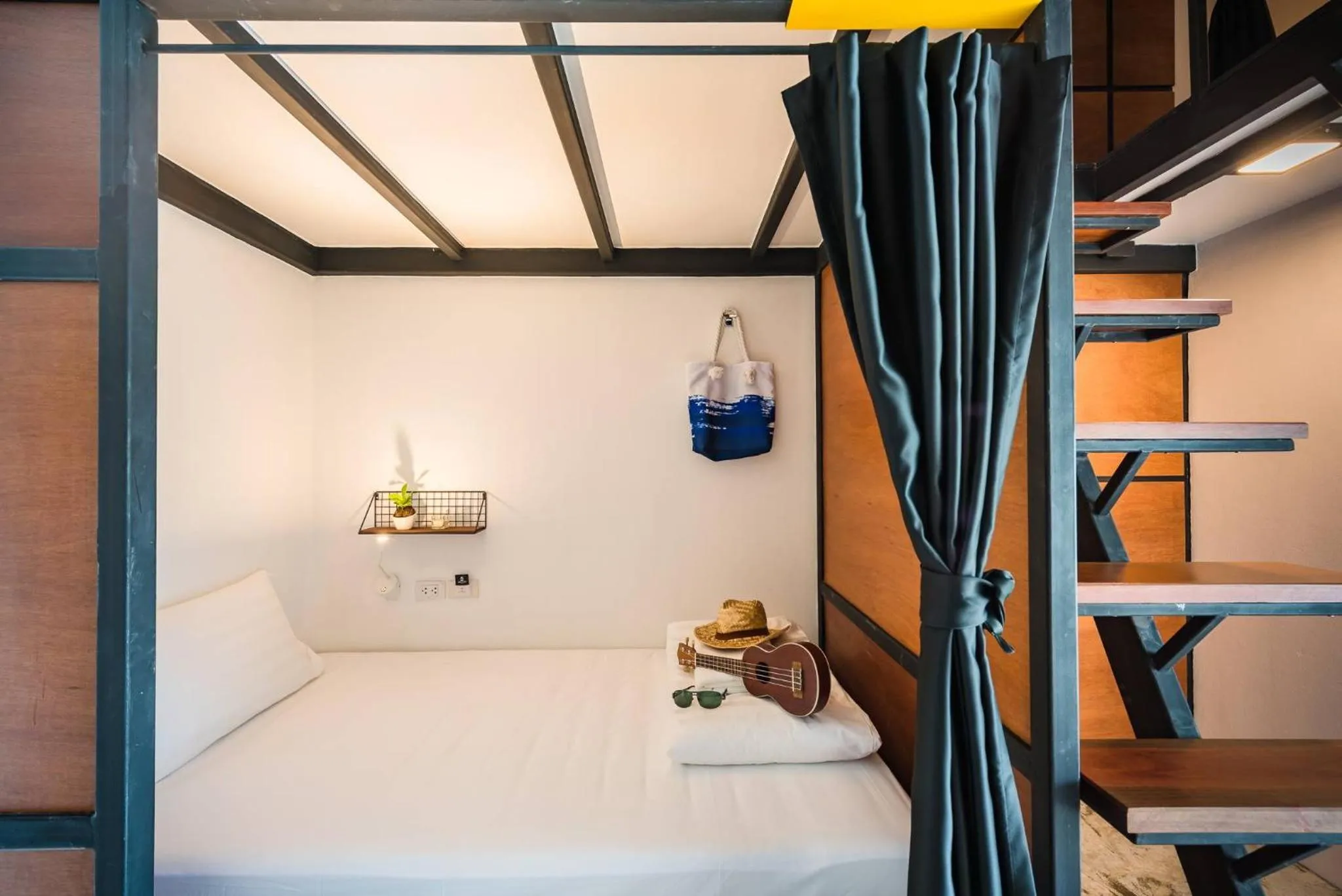 bunk bed, Bed in Book a Bed Poshtel - SHA Plus