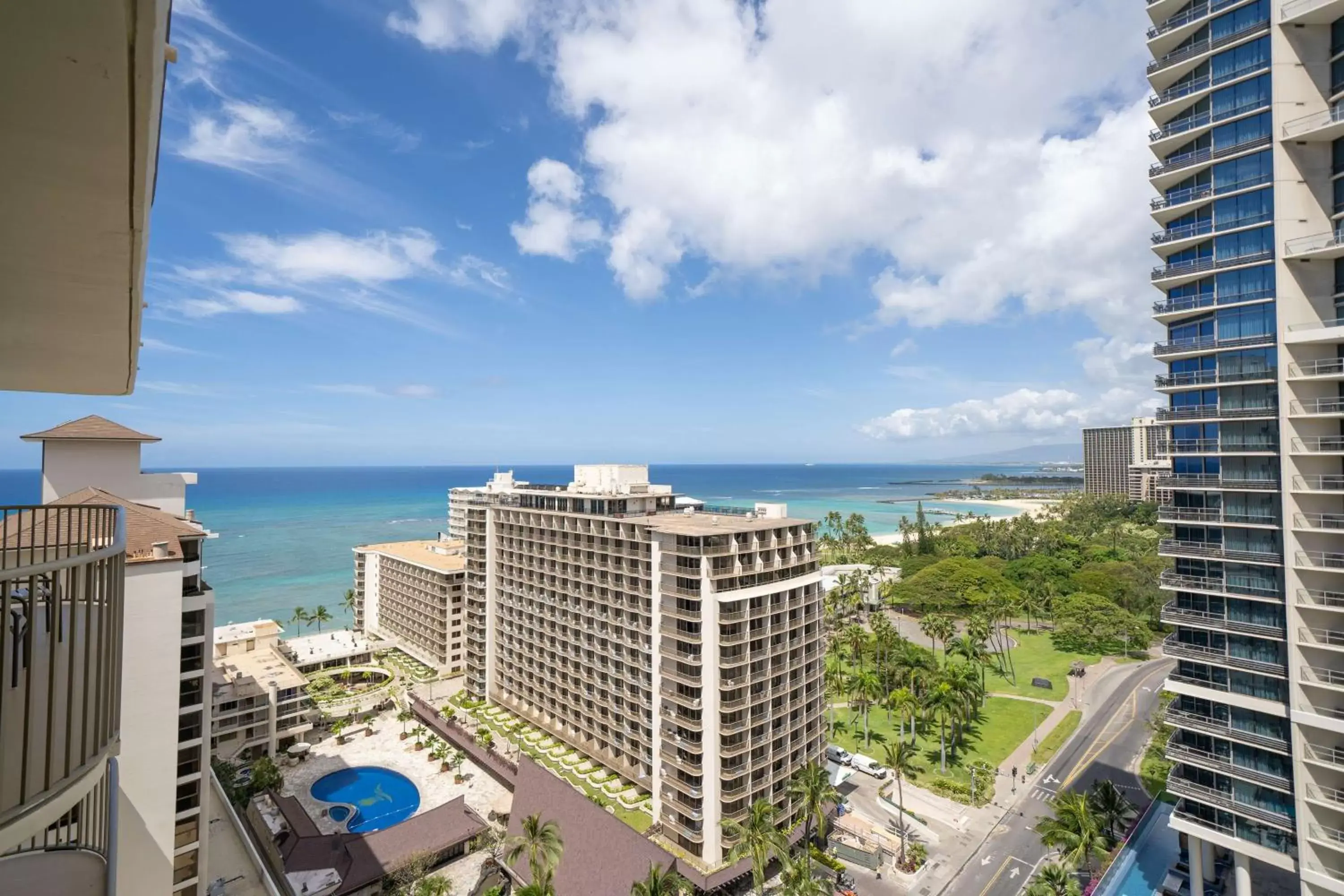 View (from property/room), Sea View in Embassy Suites by Hilton Waikiki Beach Walk