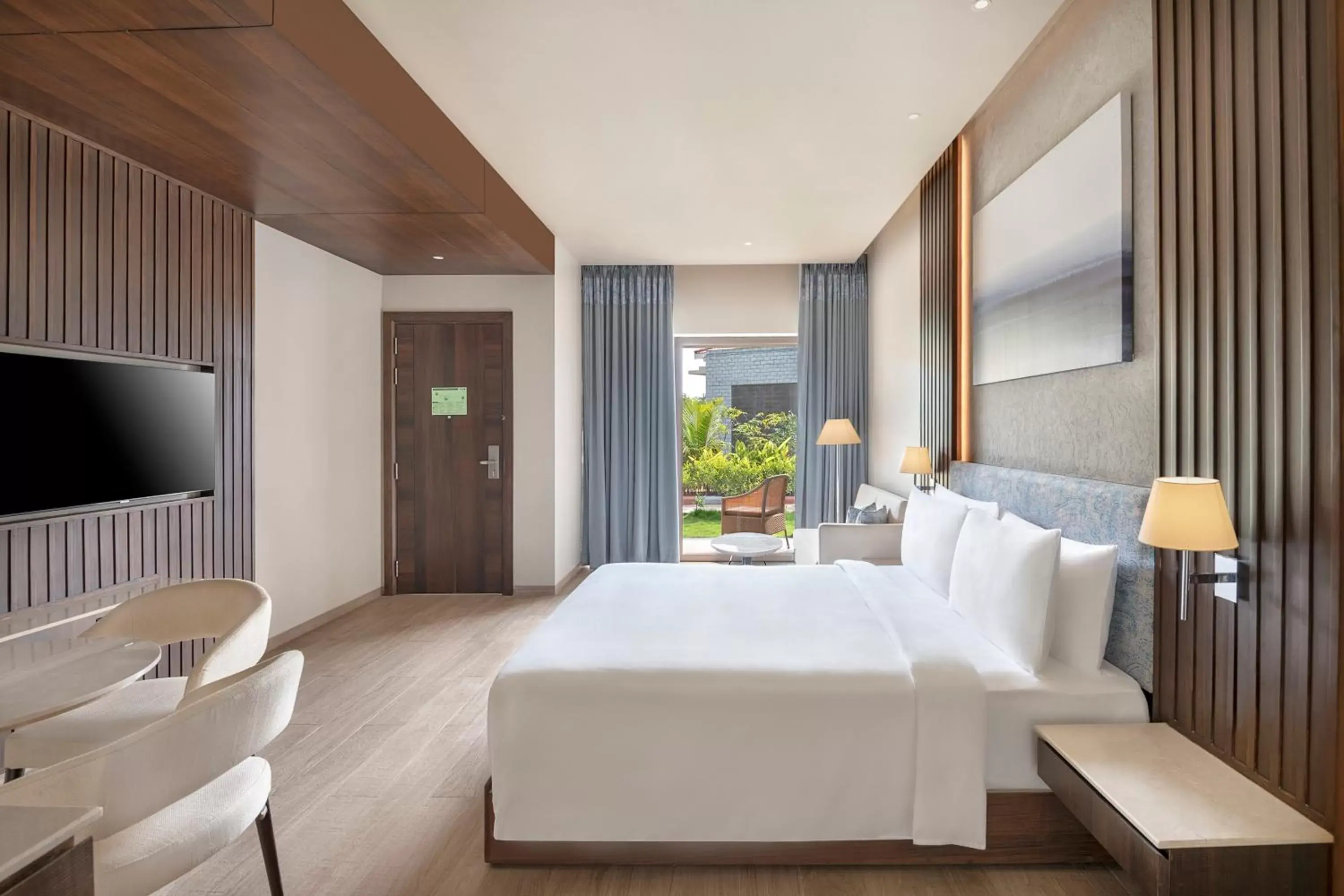 Bedroom, Bed in Radisson Blu Resort Visakhapatnam