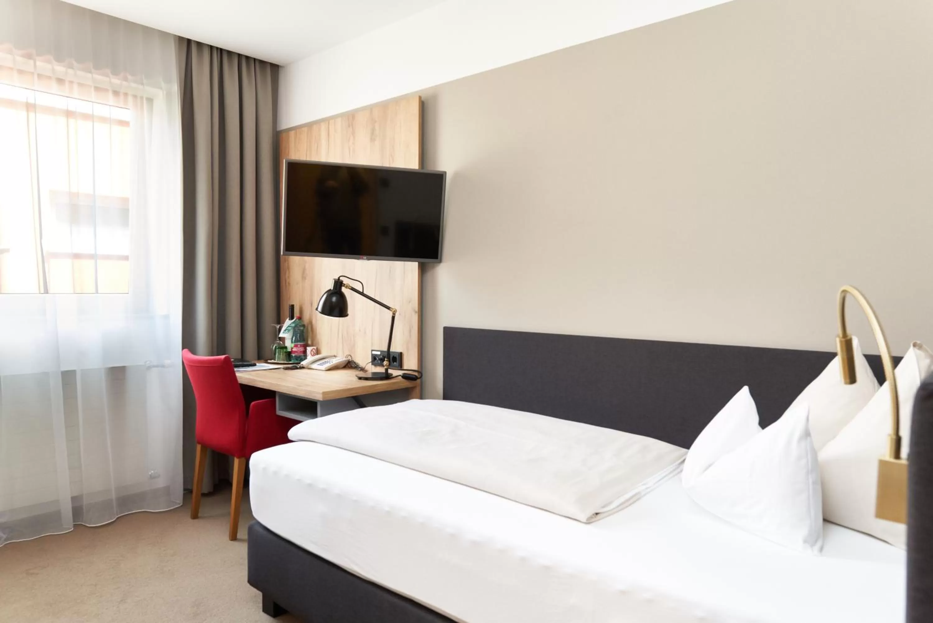 TV and multimedia, Bed in Gasthof Maxlhaid