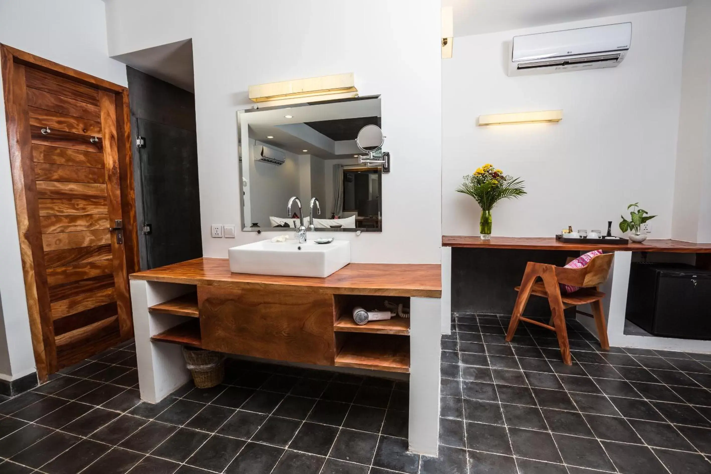 Bathroom in PATIO Hotel & Urban Resort