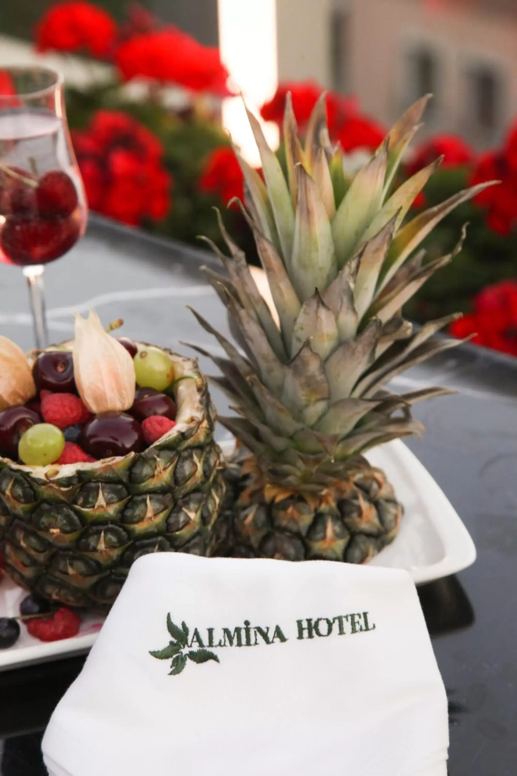 Food and drinks in Almina Hotel - Special Class