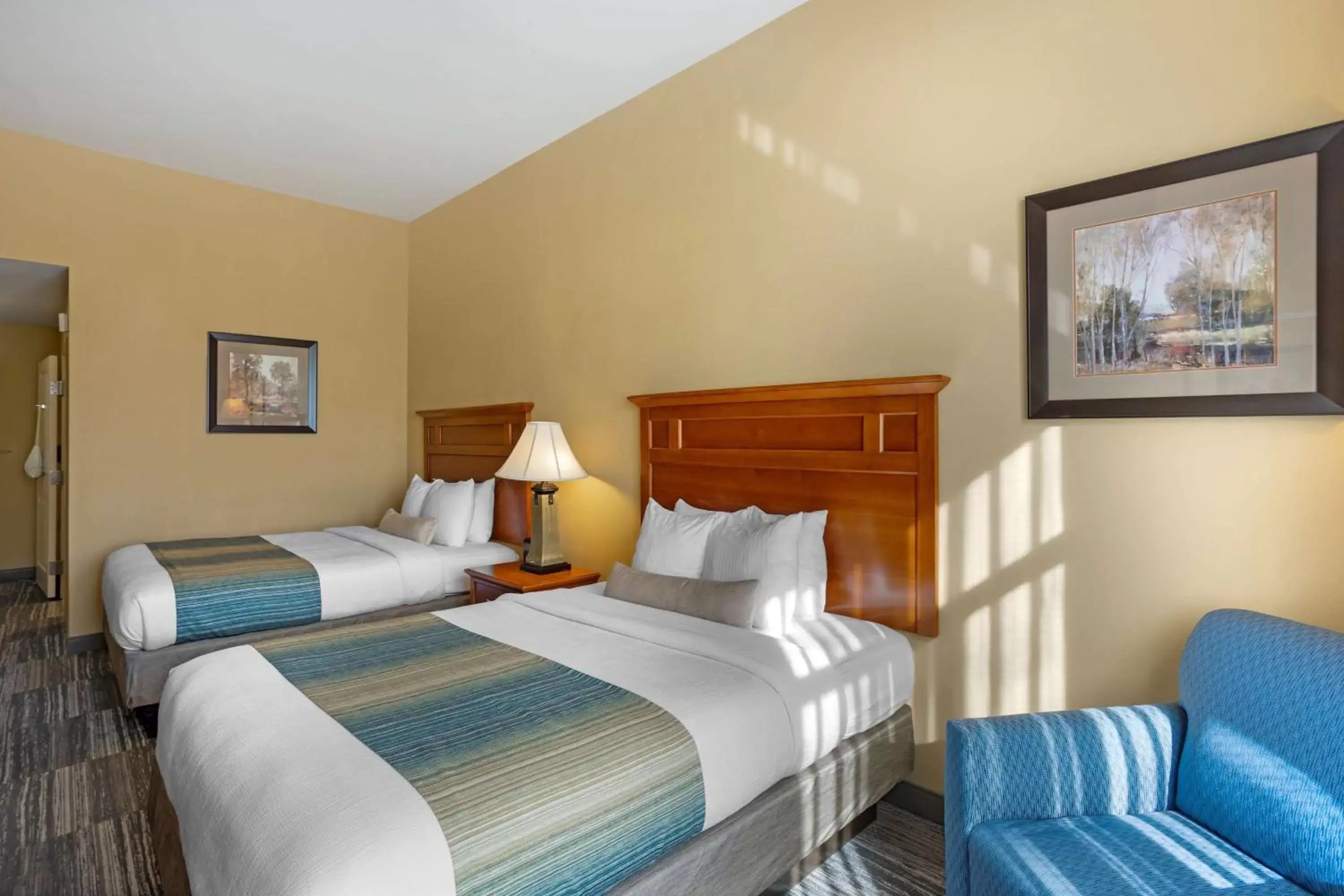 Bedroom, Bed in Best Western PLUS University Park Inn & Suites