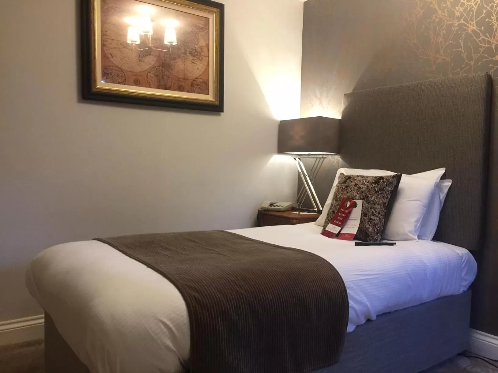 Bedroom in De Rougemont Manor