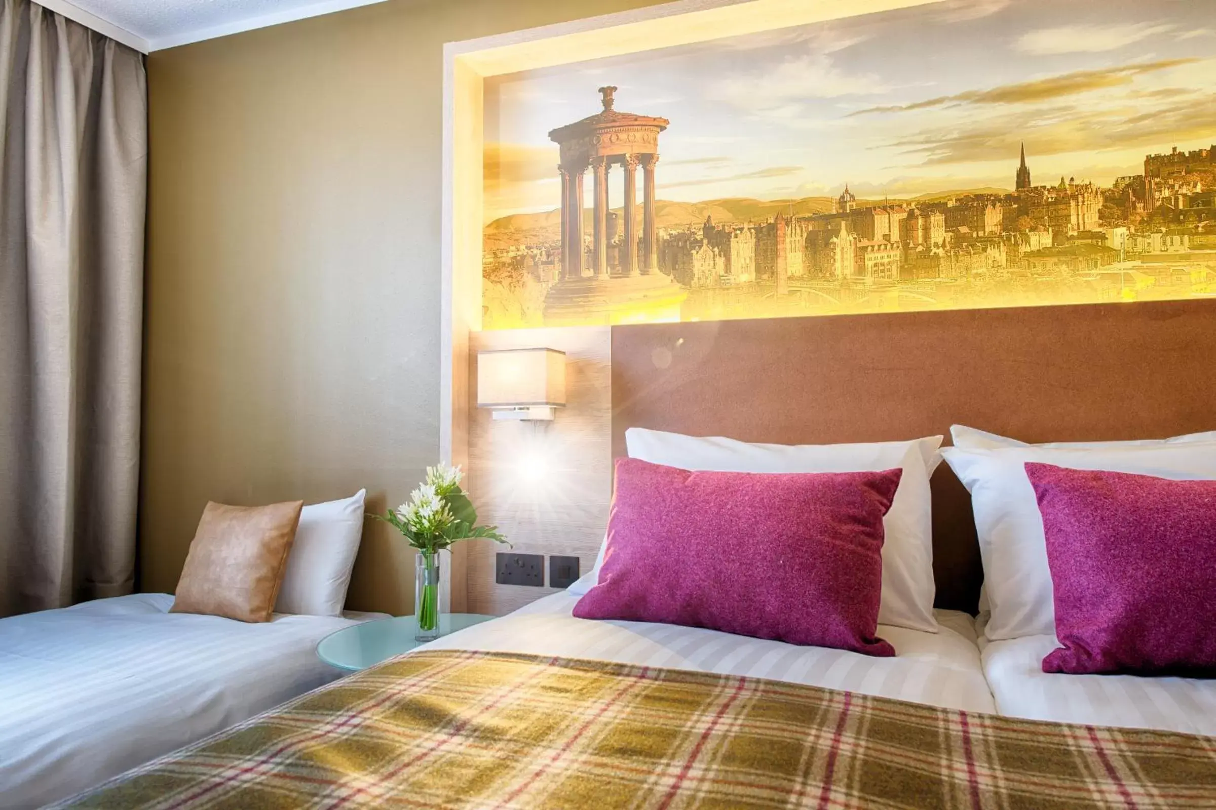 Executive King with Sofa in Leonardo Royal Edinburgh Haymarket Executive King with Sofa in Leonardo Royal Edinburgh Haymarket