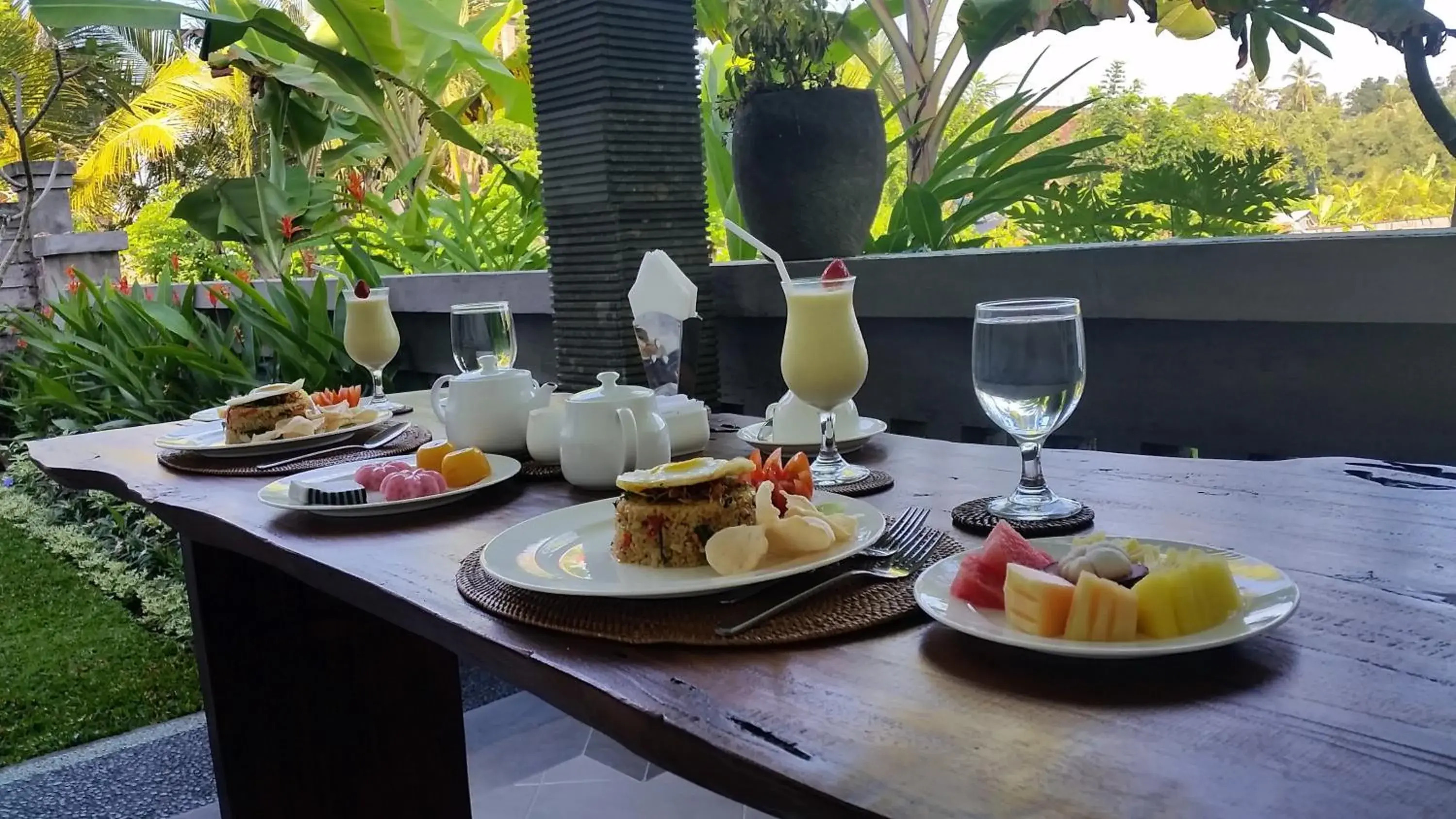 Food and drinks in Ubud Paradise Villa